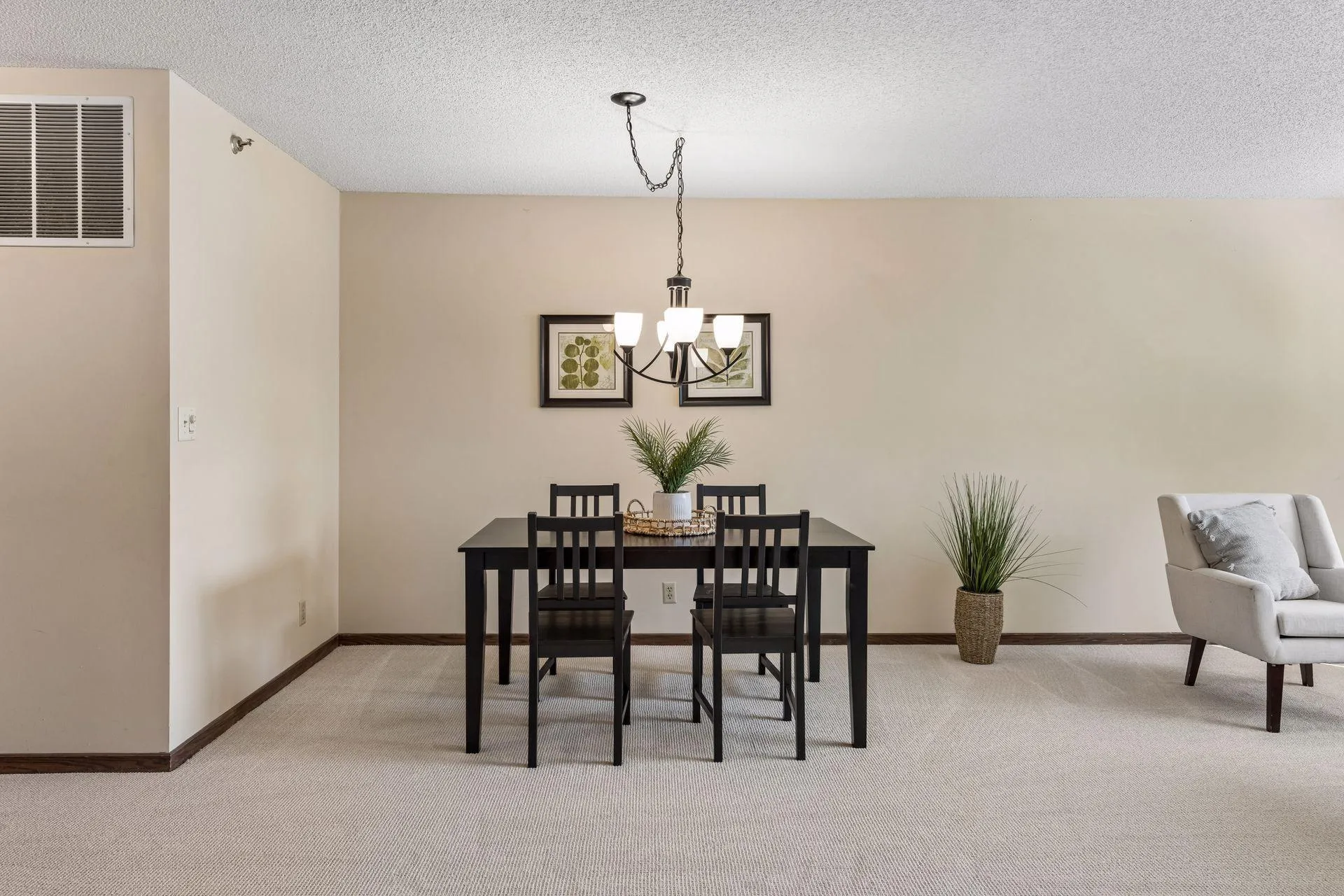 Photo 4 of 3801 W 98th Street Unit 306