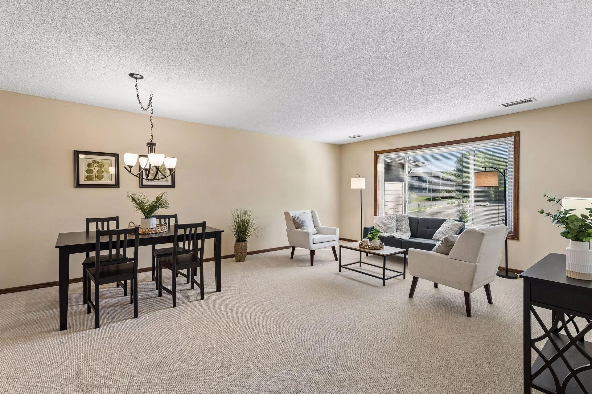 Photo 5 of 3801 W 98th Street Unit 306