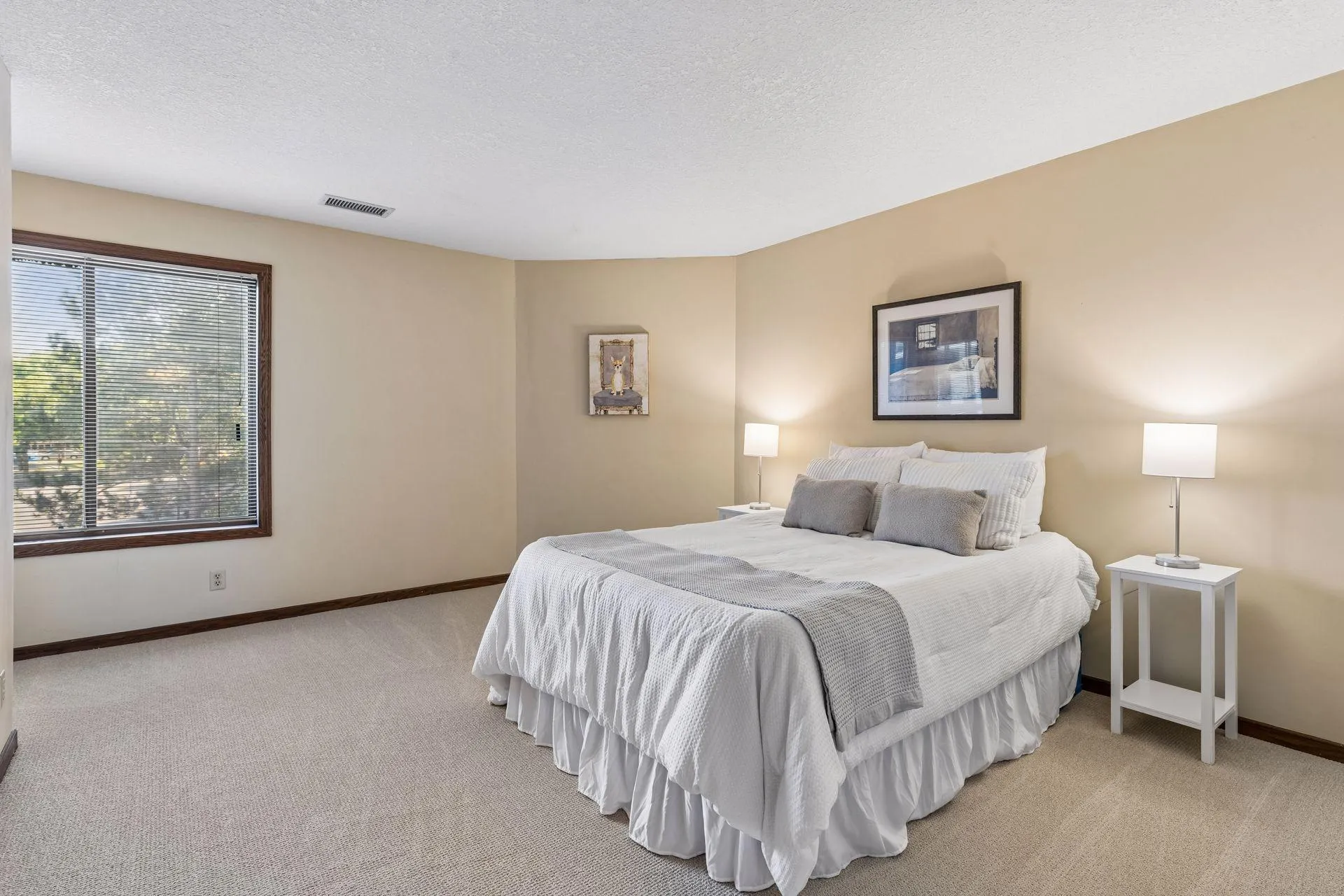 Photo 8 of 3801 W 98th Street Unit 306