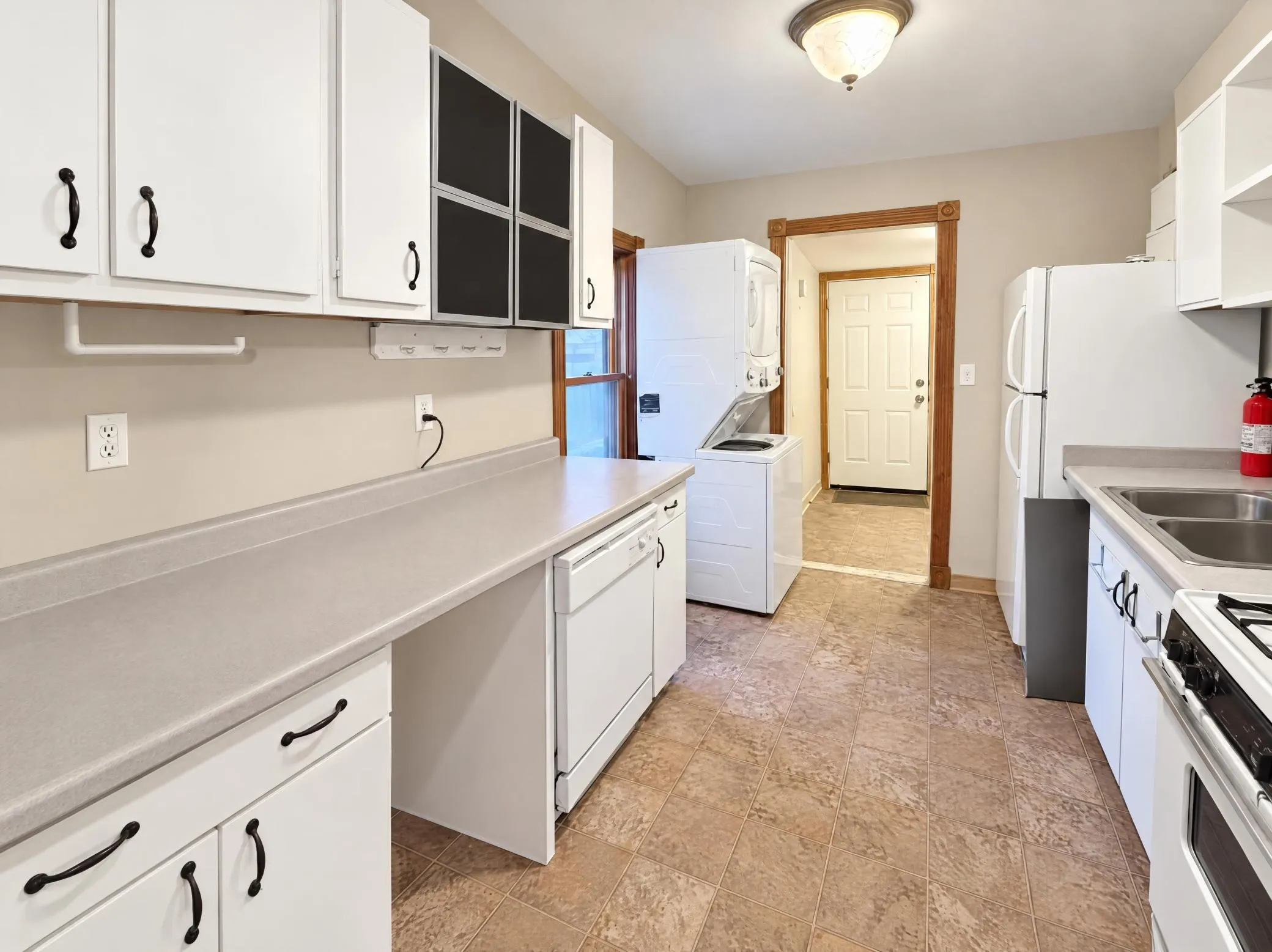 Photo 6 of 5533 32nd S Avenue