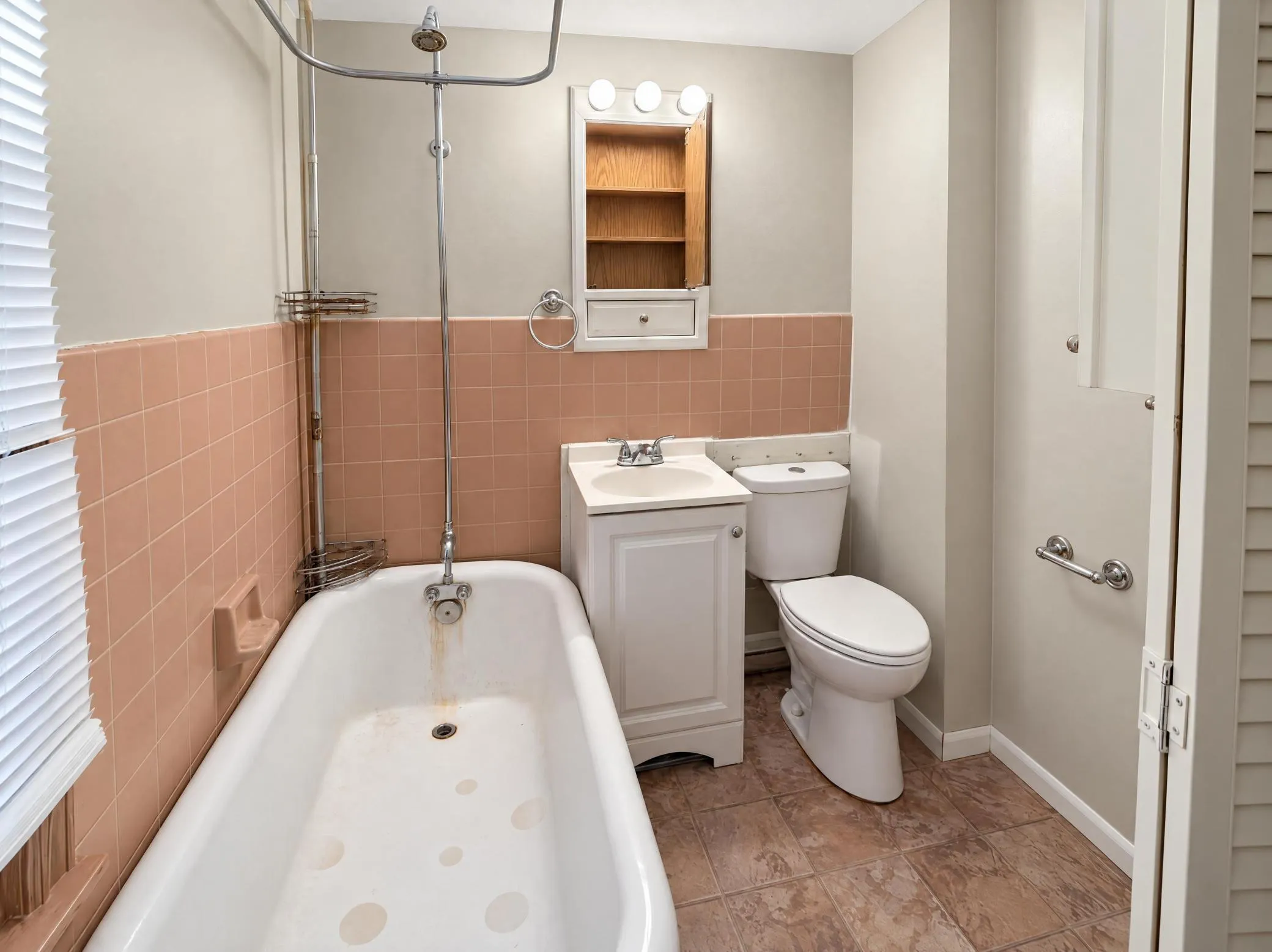Photo 9 of 5533 32nd S Avenue