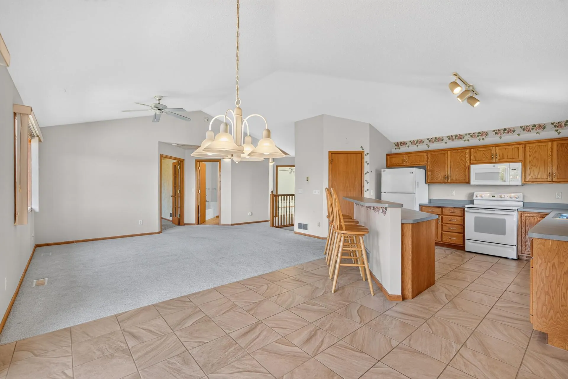 Photo 7 of 1085 Lilac Court Unit 0