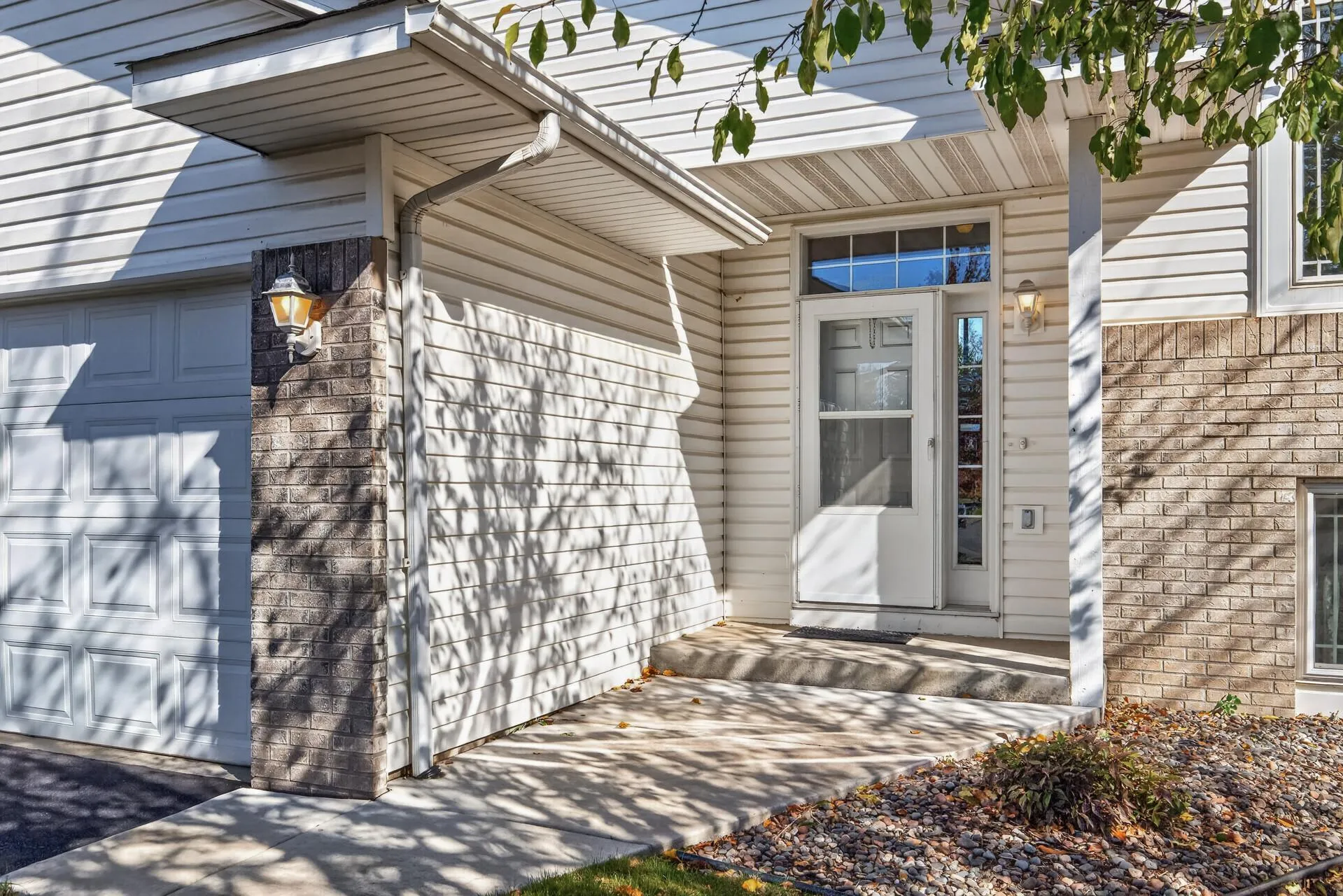 Photo 3 of 1085 Lilac Court Unit 0