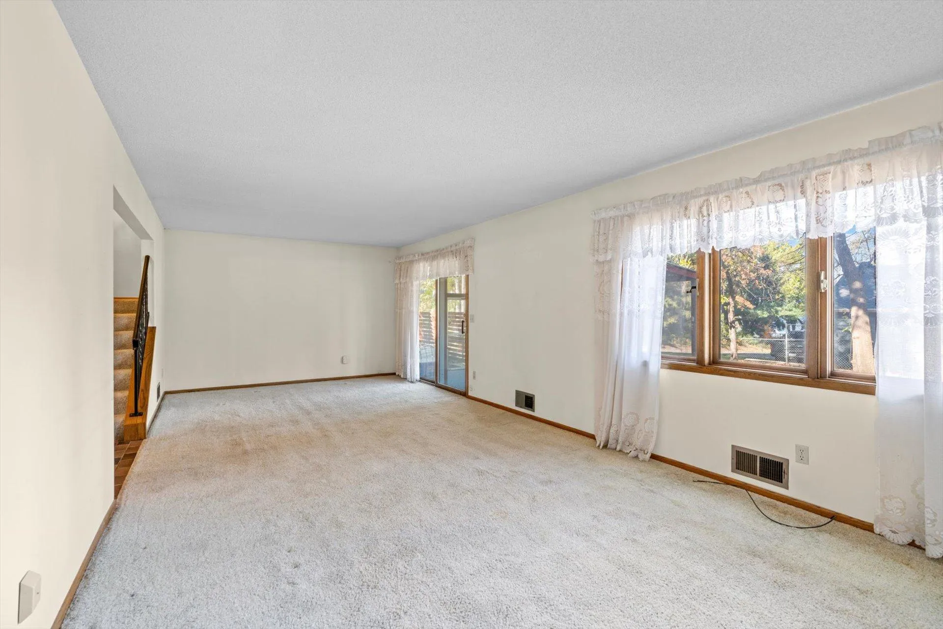Photo 14 of 5188 West Avenue