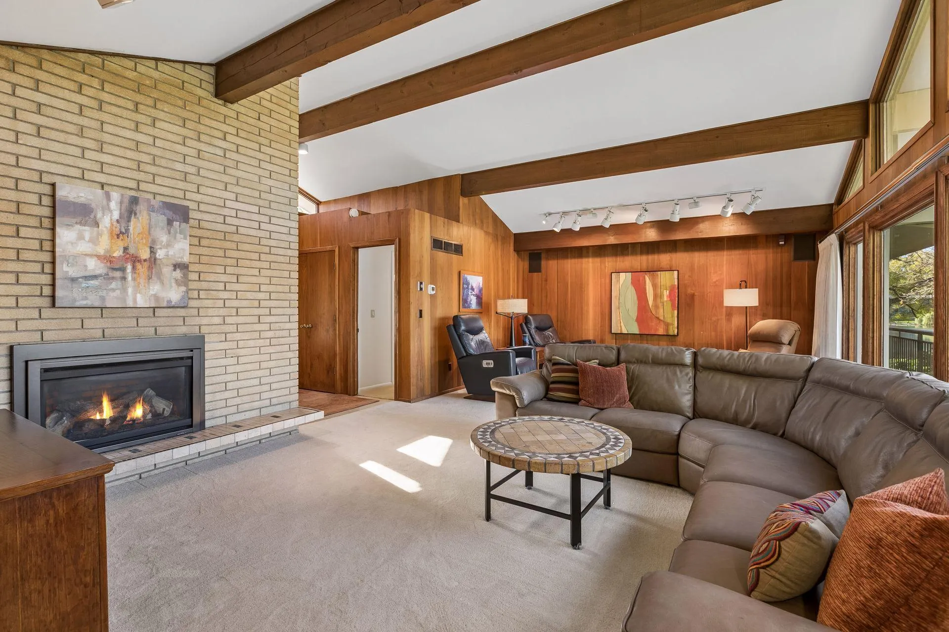 Photo 14 of 4740 Killarney Drive