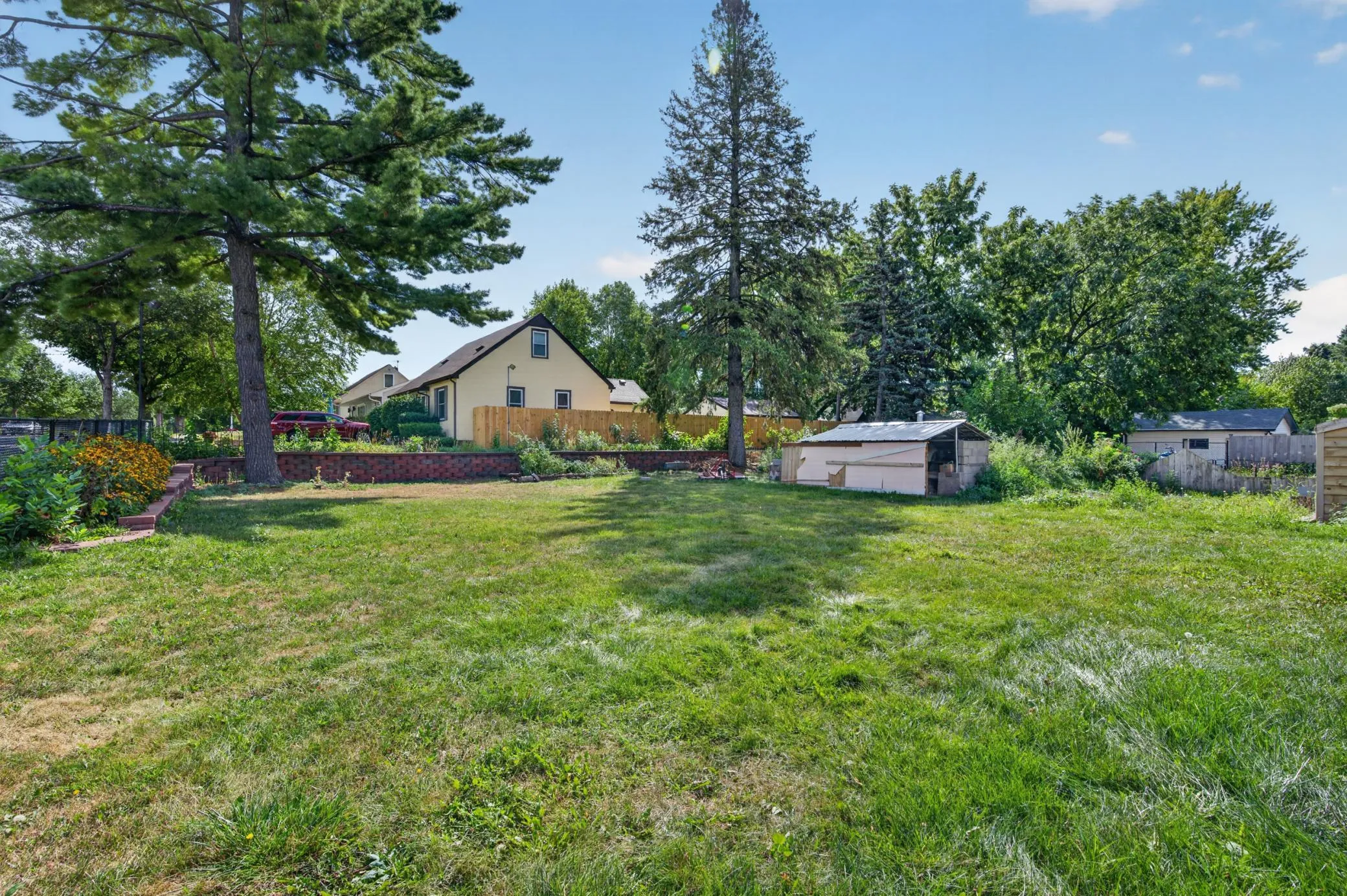 Photo 42 of 1498 Hazelwood Street