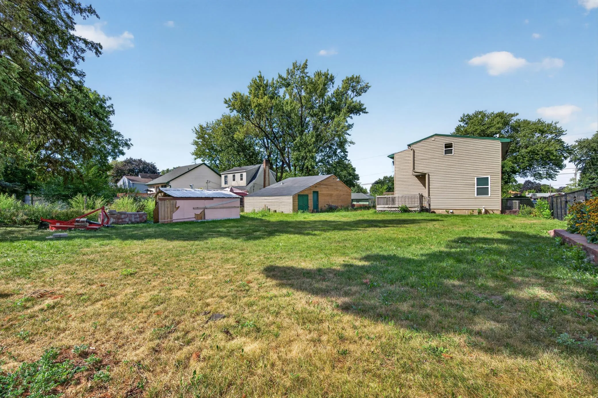 Photo 41 of 1498 Hazelwood Street