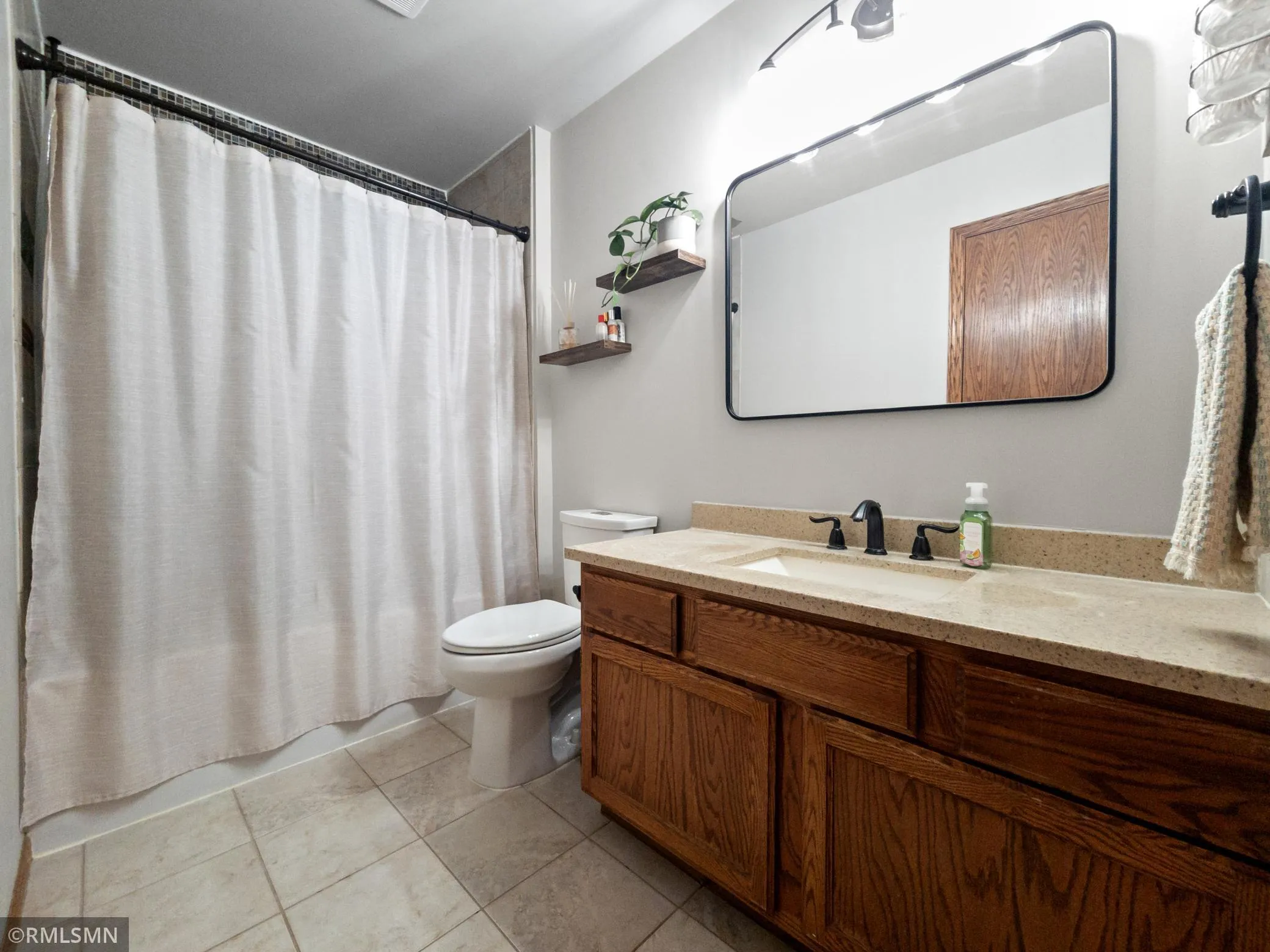 Photo 41 of 12933 Quentin S Avenue