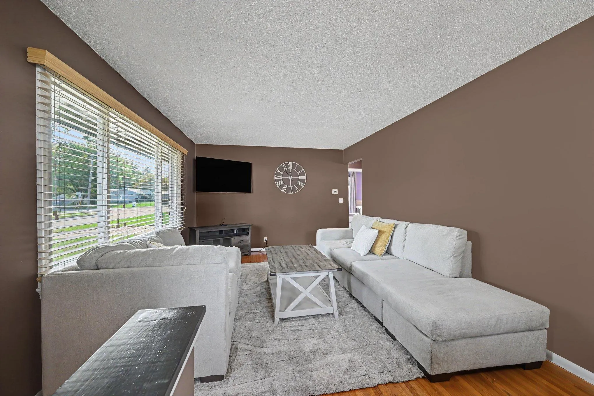 Photo 3 of 6961 Clayton Avenue