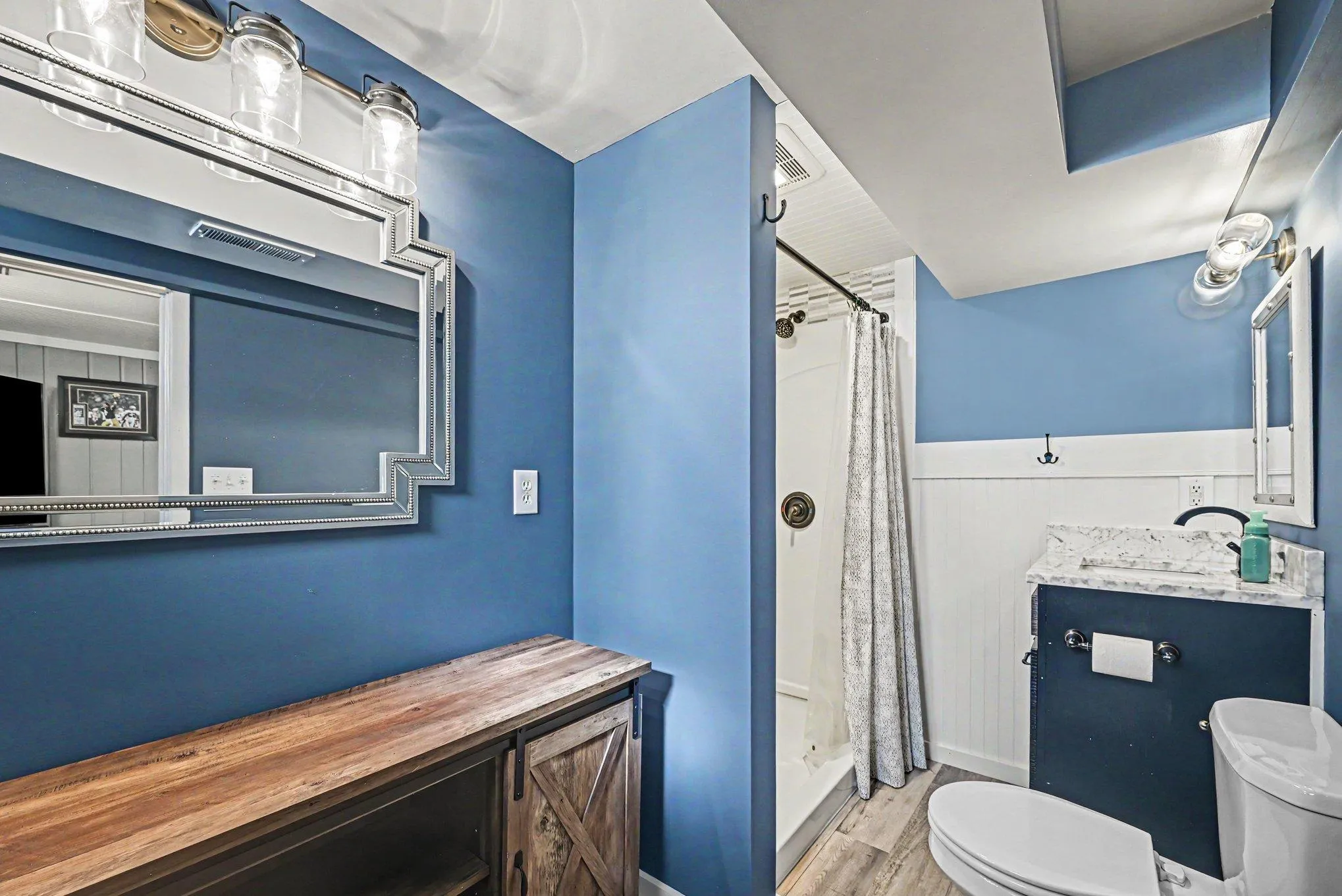 Photo 15 of 6961 Clayton Avenue