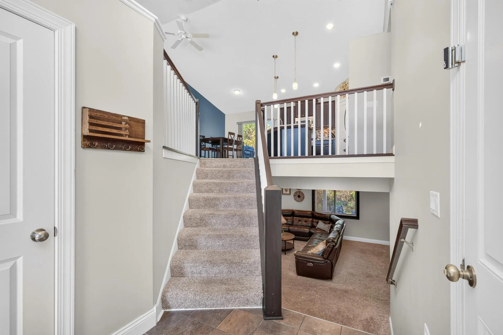 Photo 7 of 18249 Dunbury Avenue