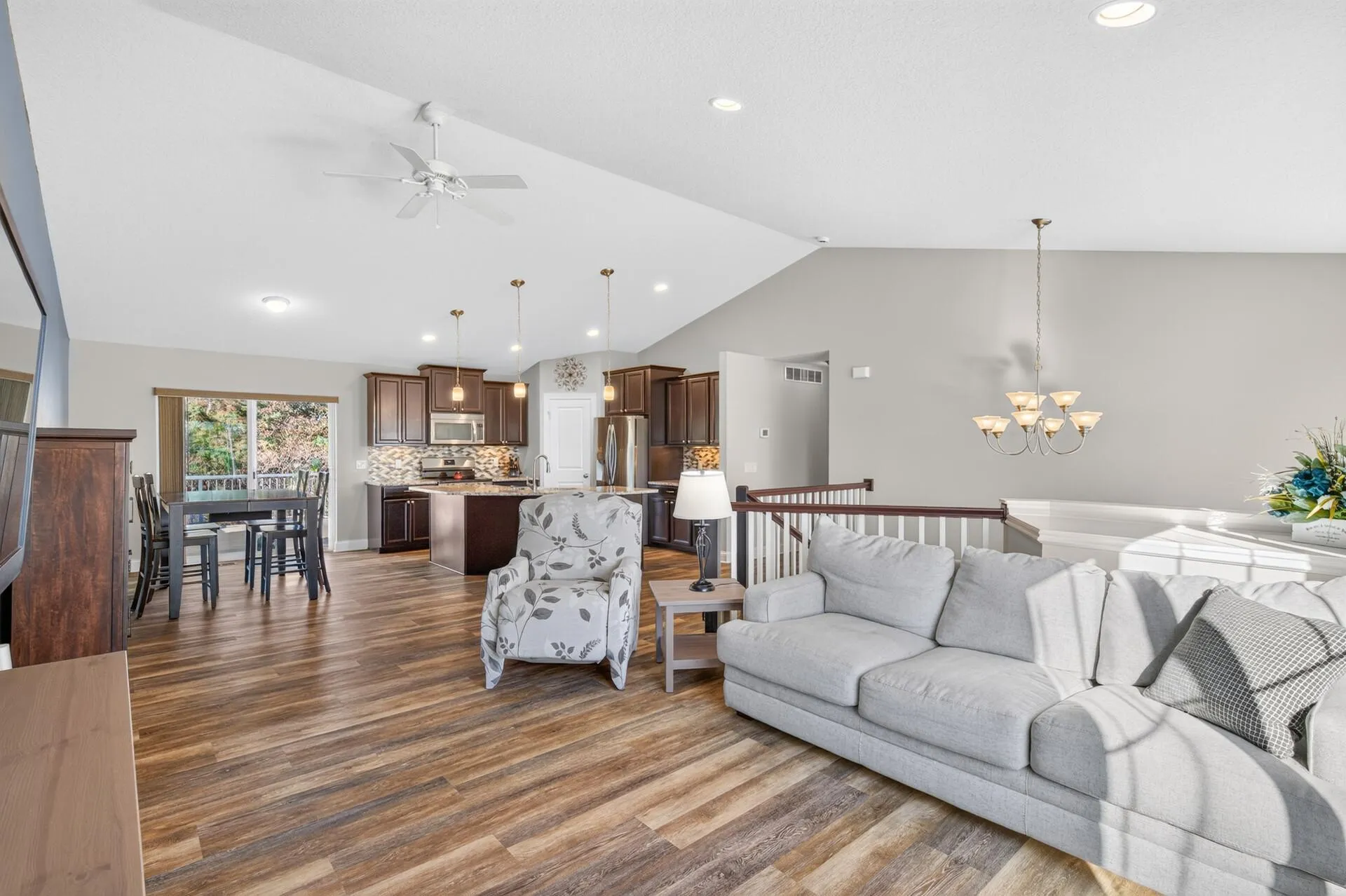 Photo 13 of 18249 Dunbury Avenue