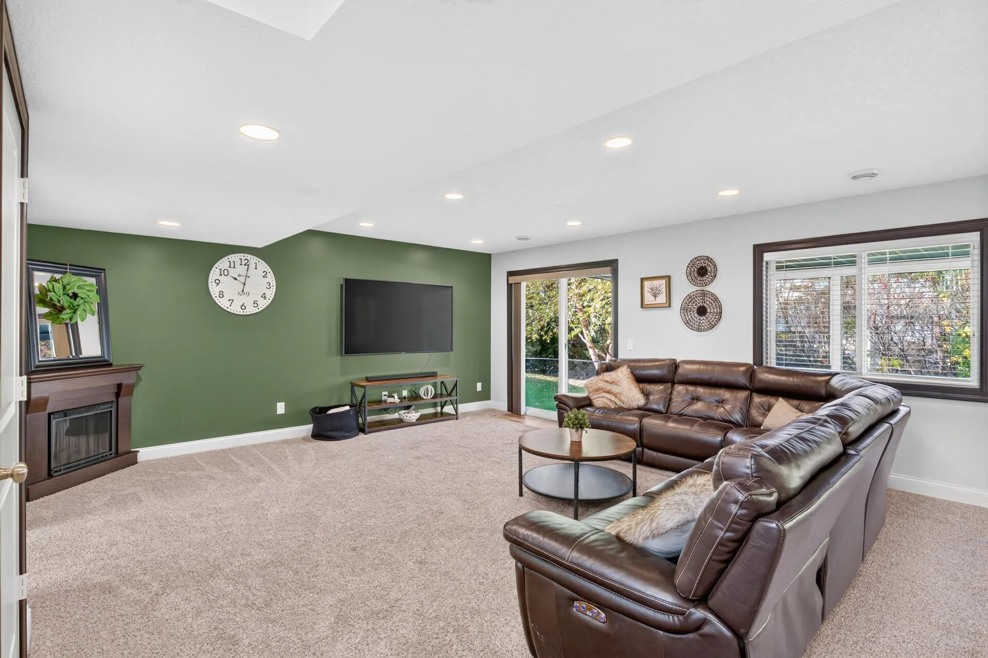 Photo 34 of 18249 Dunbury Avenue