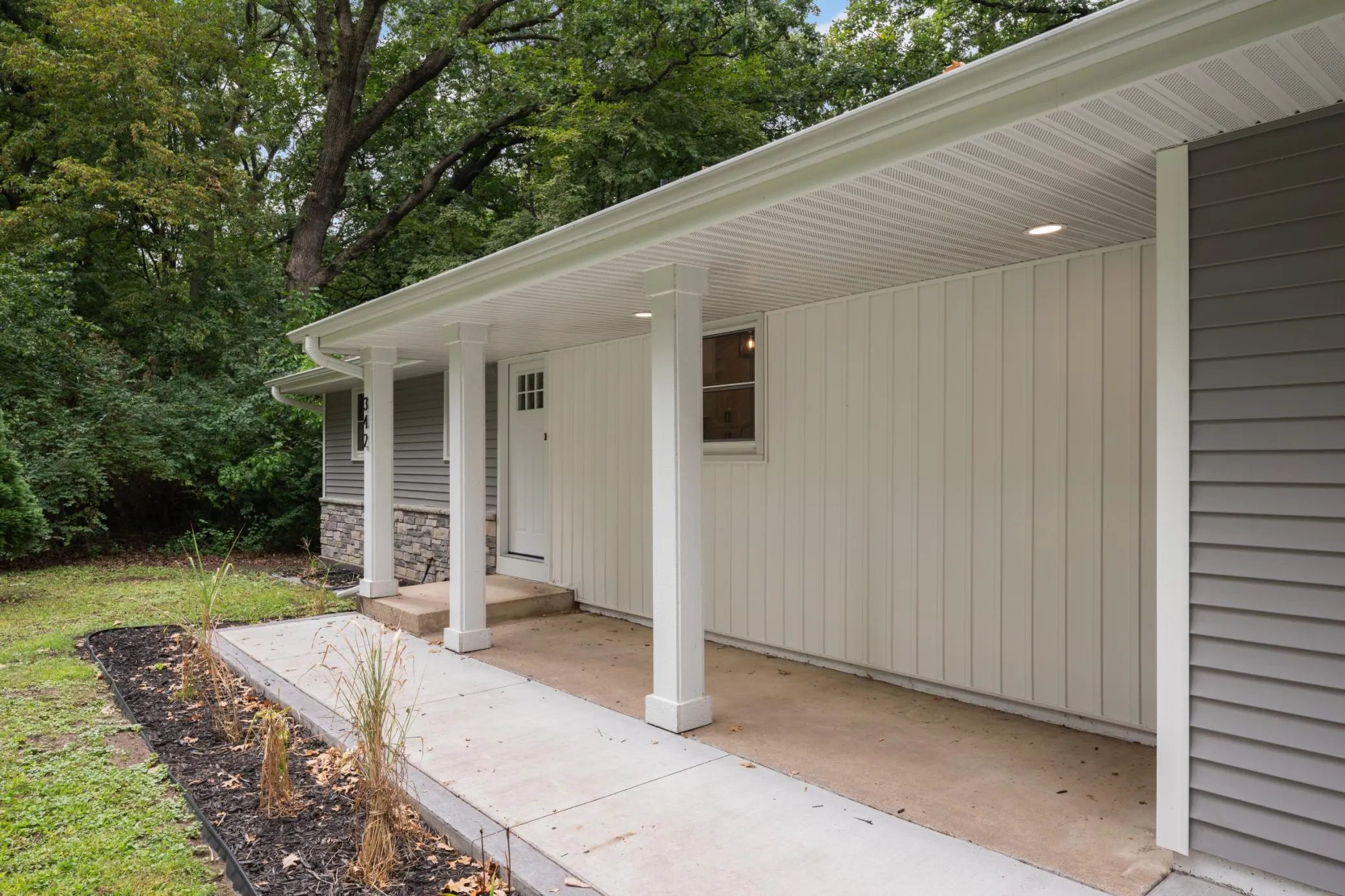 Photo 3 of 342 Kenmar Circle