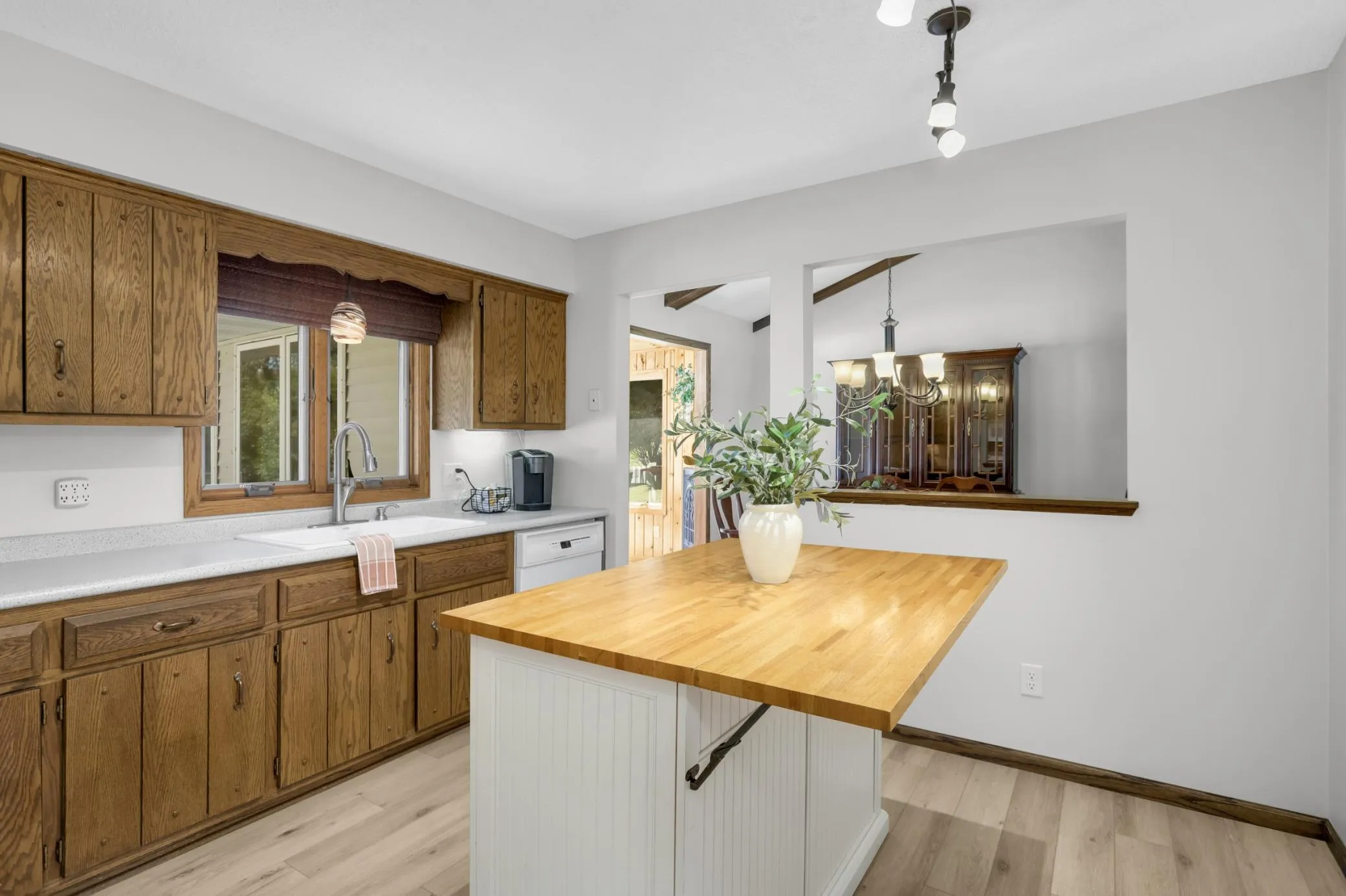 Photo 12 of 6624 Edgemont N Boulevard