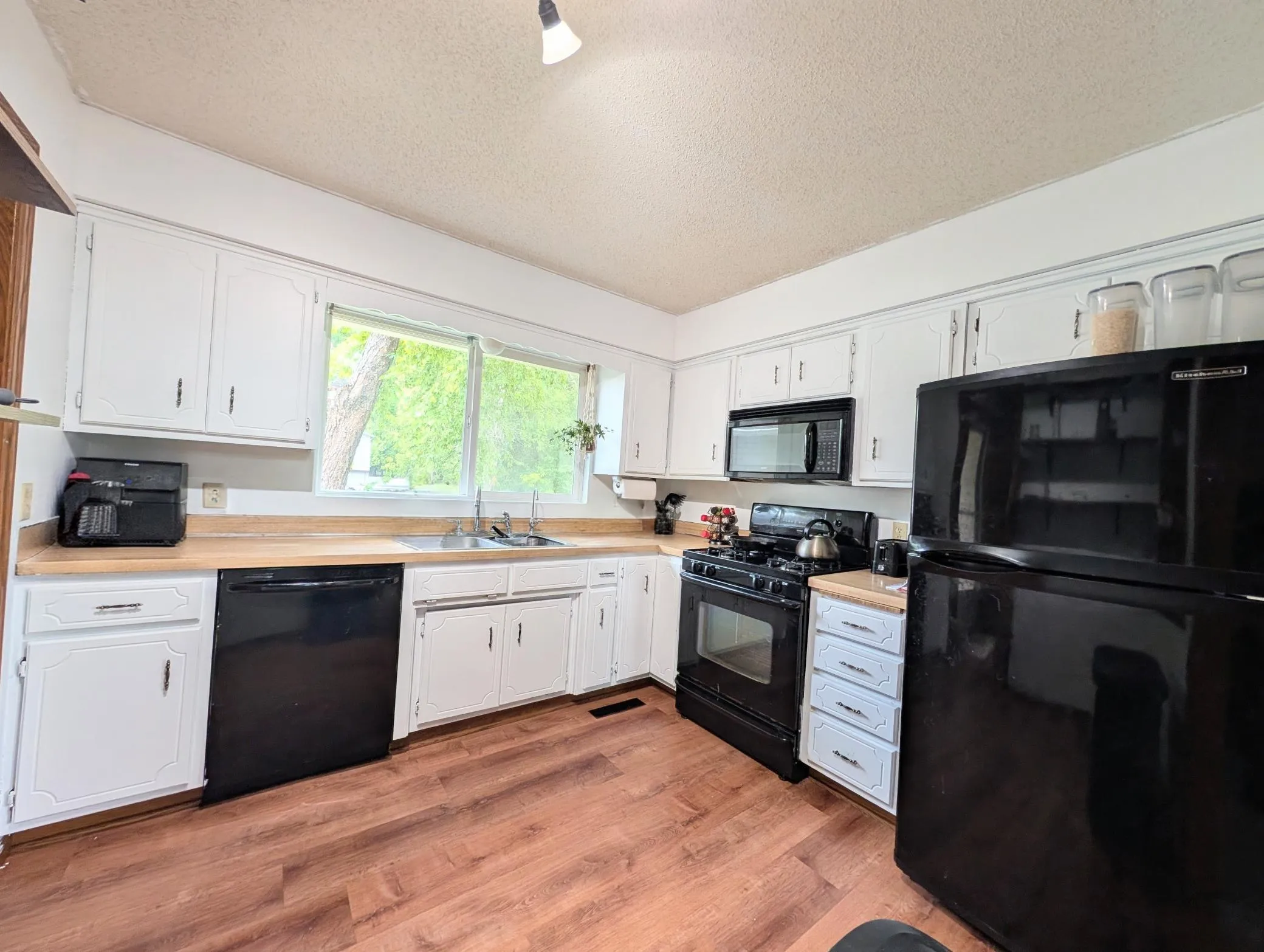 Photo 2 of 621 73rd N Way