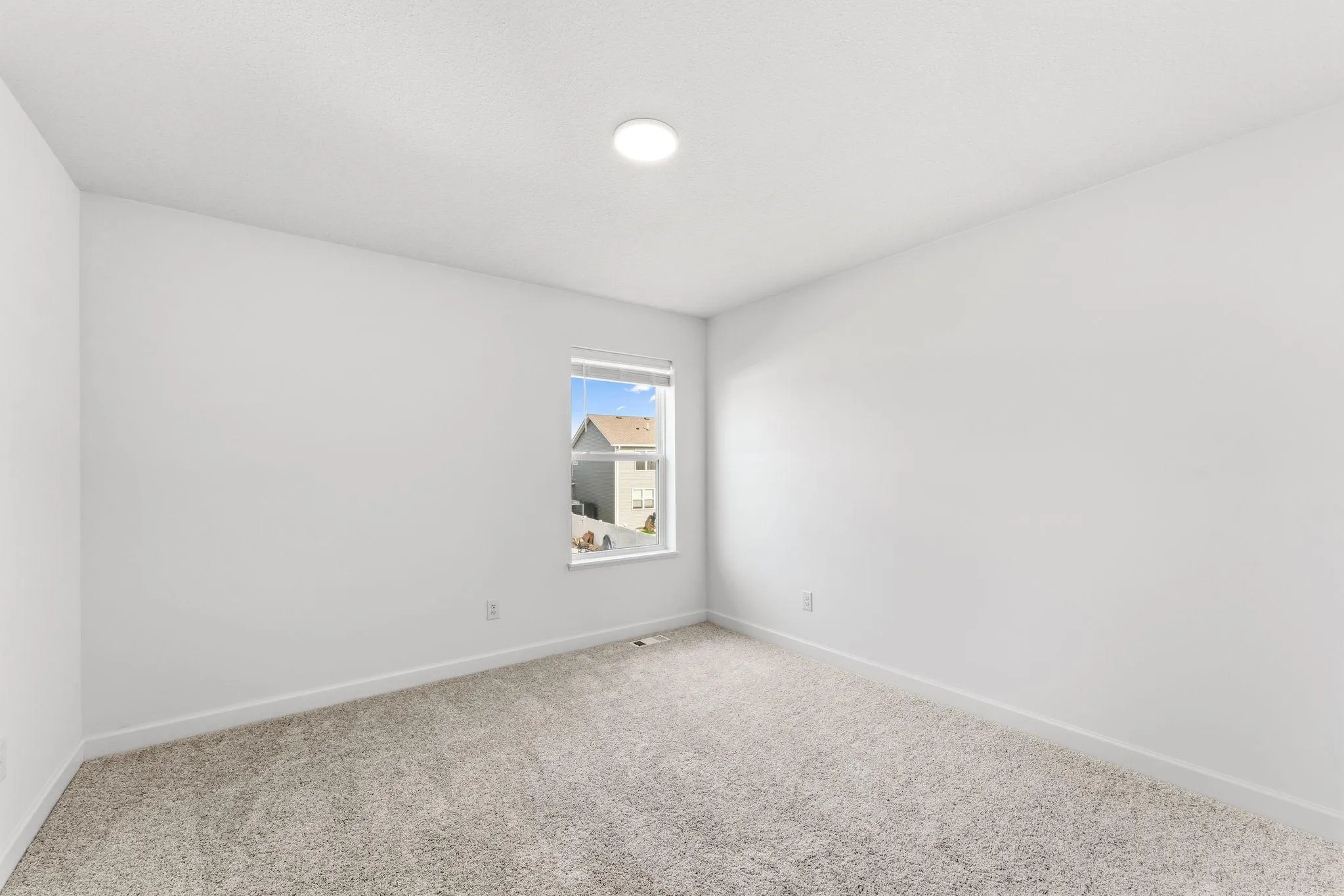 Photo 11 of 1904 Dogwood Court