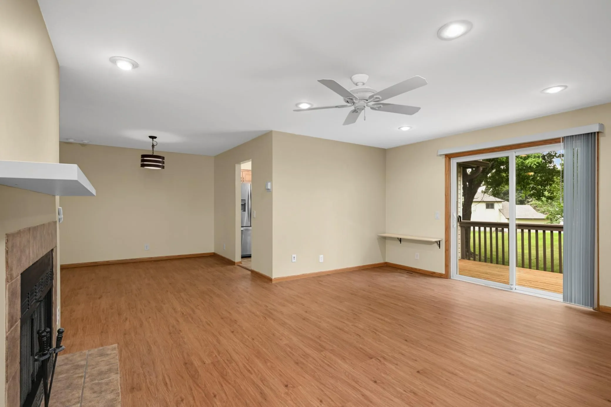 Photo 14 of 4361 Buckingham Court Unit 1207