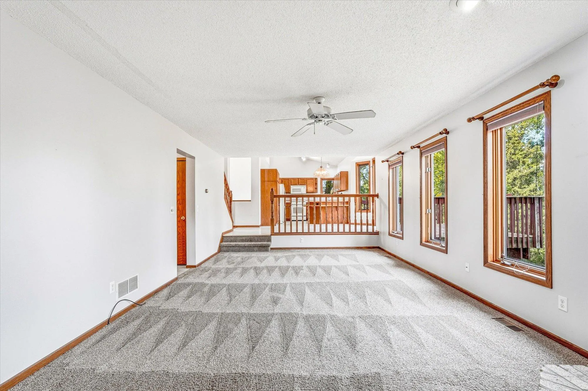 Photo 19 of 13025 Forest Glen Drive