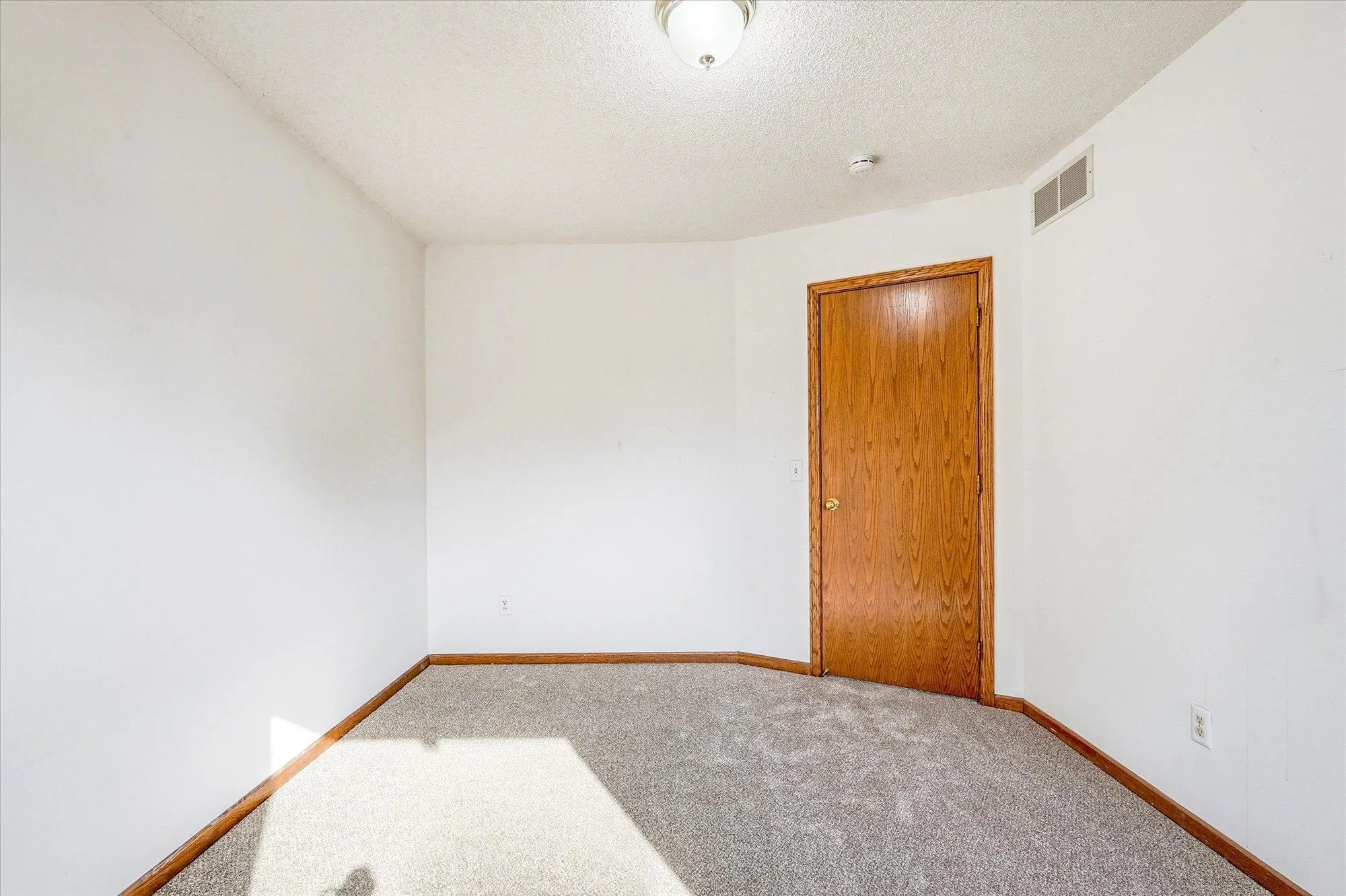 Photo 34 of 13025 Forest Glen Drive