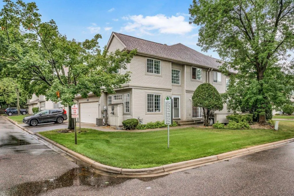 Photo 19 of 1056 Lovell W Avenue