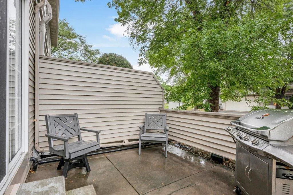 Photo 22 of 1056 Lovell W Avenue