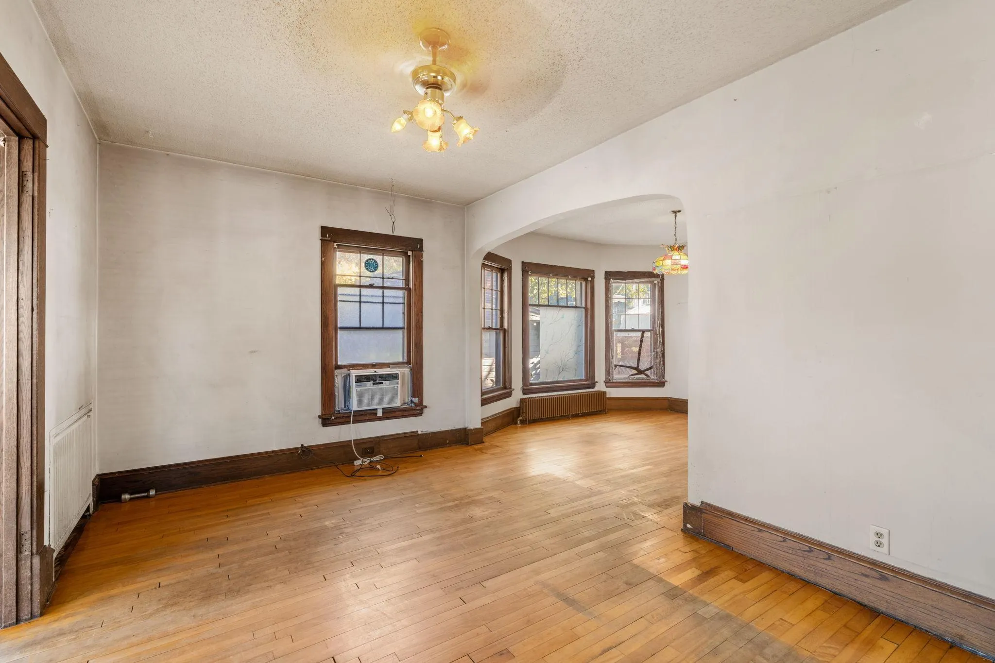 Photo 5 of 1861 E 37th Street