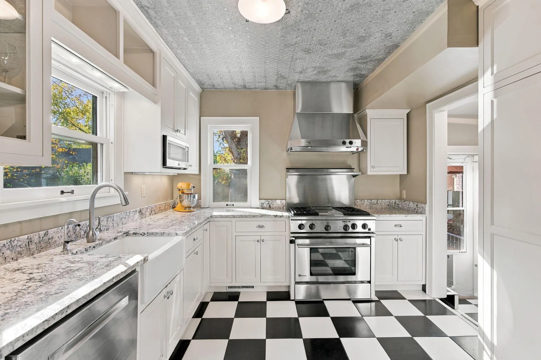 Photo 16 of 4127 Washburn N Avenue