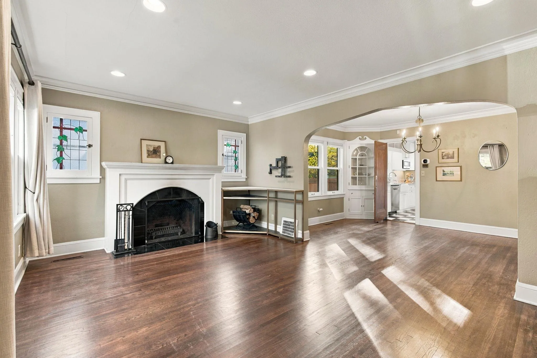 Photo 11 of 4127 Washburn N Avenue