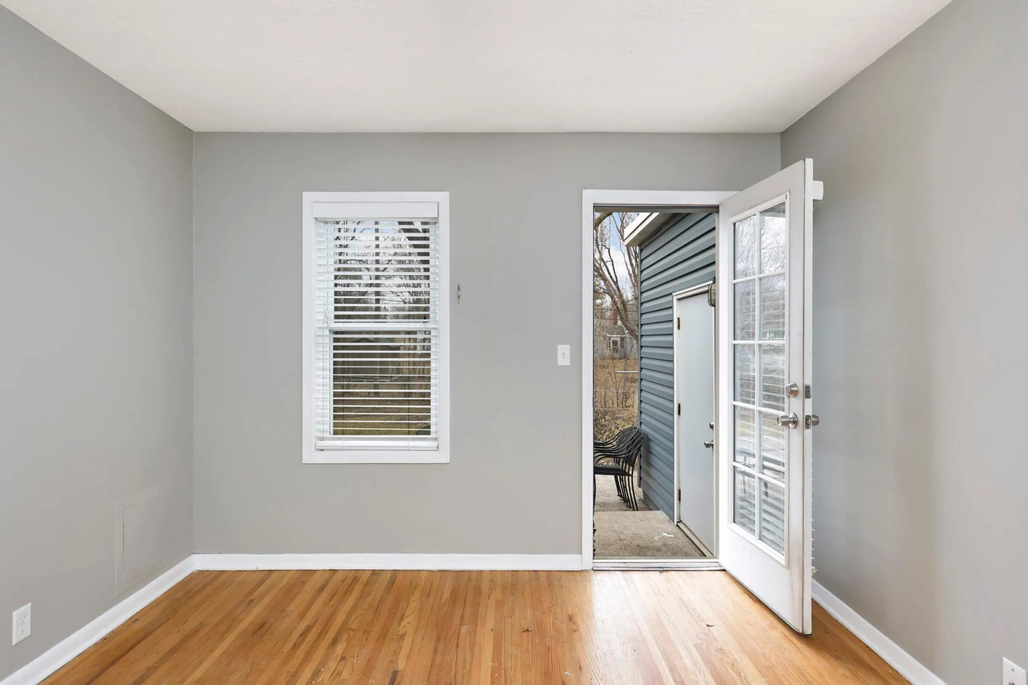 Photo 35 of 6024 W 35th Street