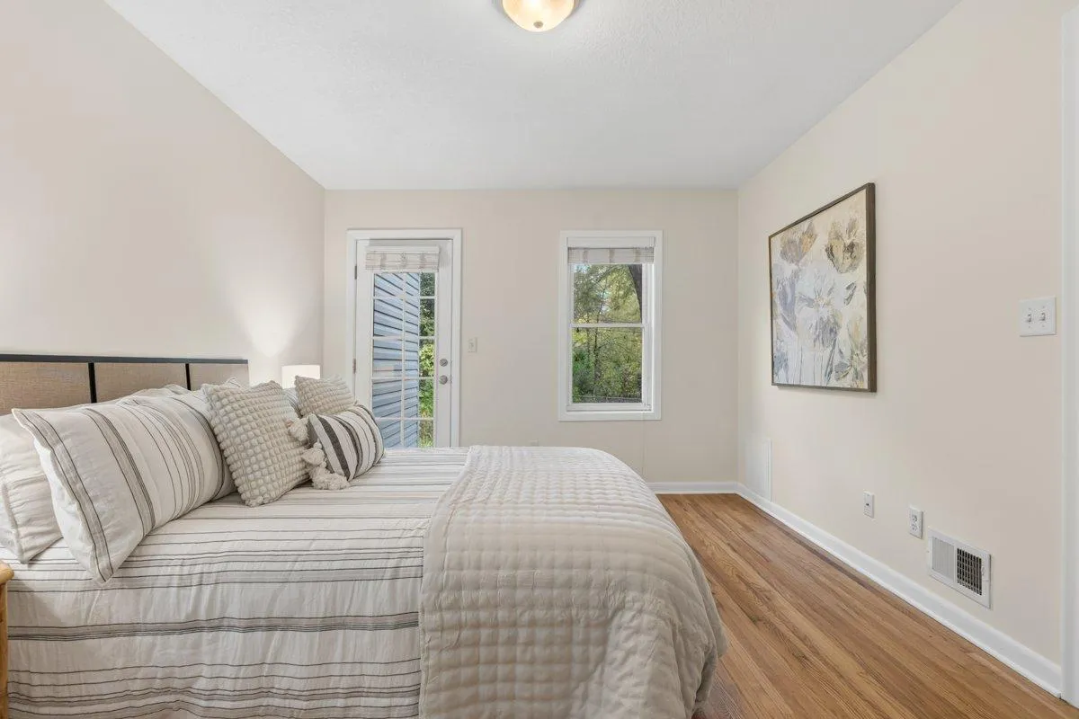 Photo 14 of 6024 W 35th Street