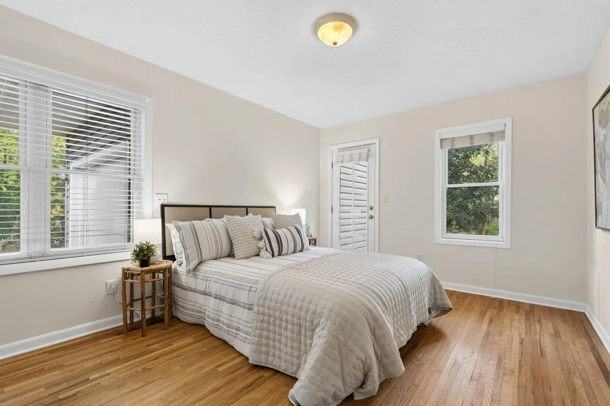 Photo 15 of 6024 W 35th Street