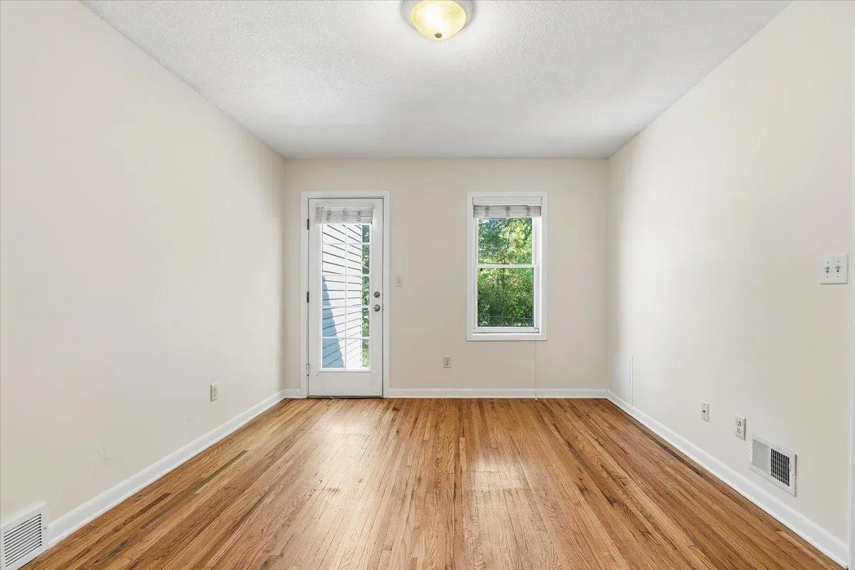 Photo 16 of 6024 W 35th Street