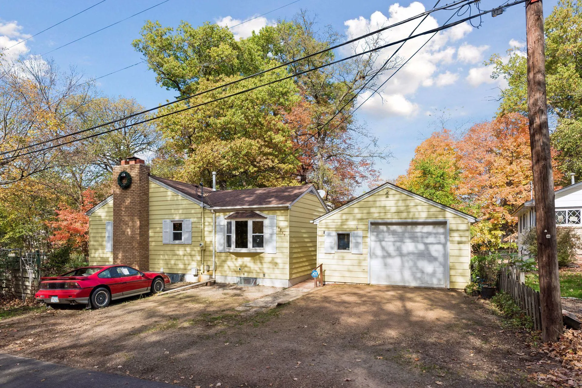 Photo 3 of 4955 Saint Albans Bay Road