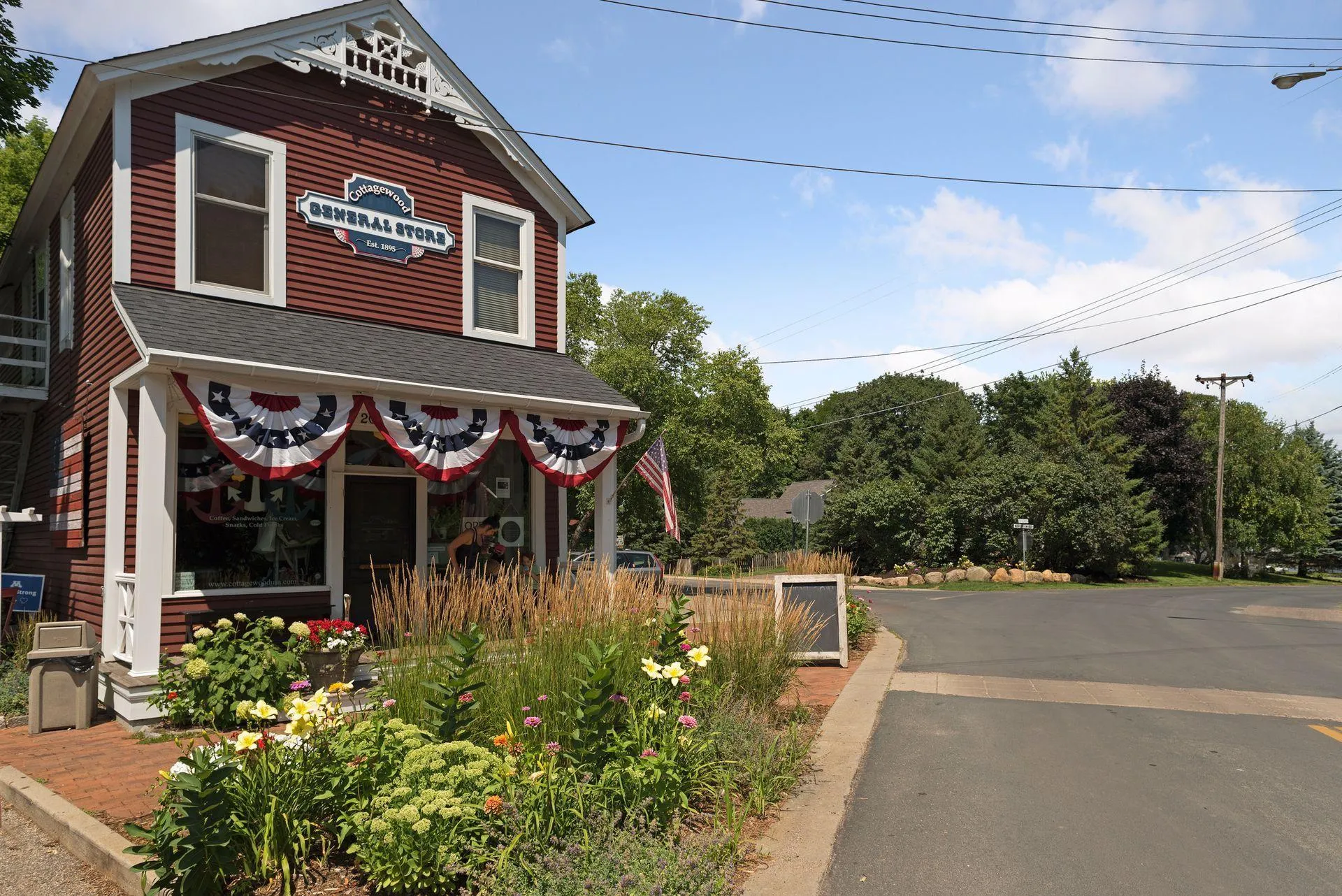 Photo 34 of 4955 Saint Albans Bay Road
