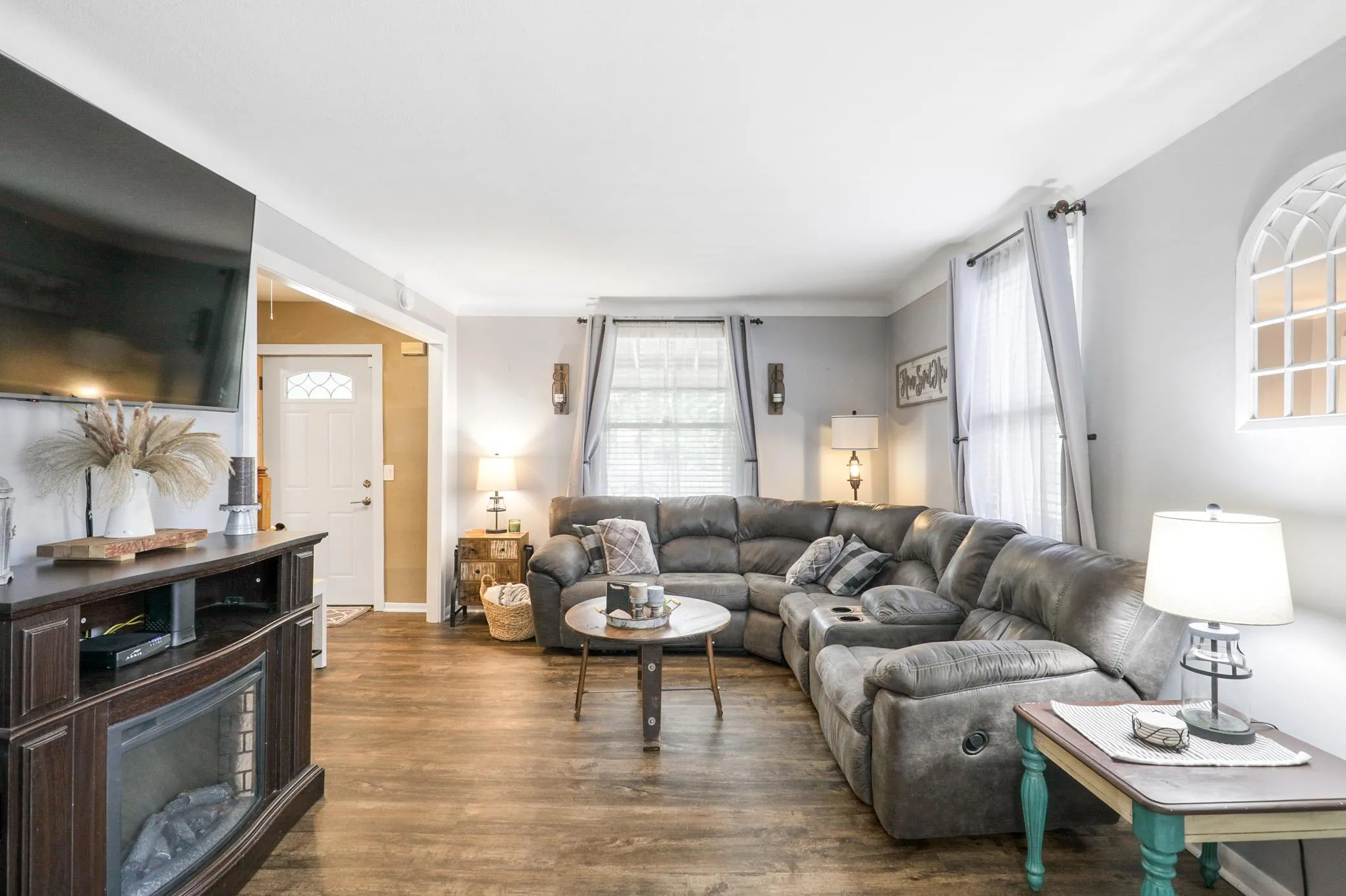Photo 6 of 578 Tipton Nw Avenue