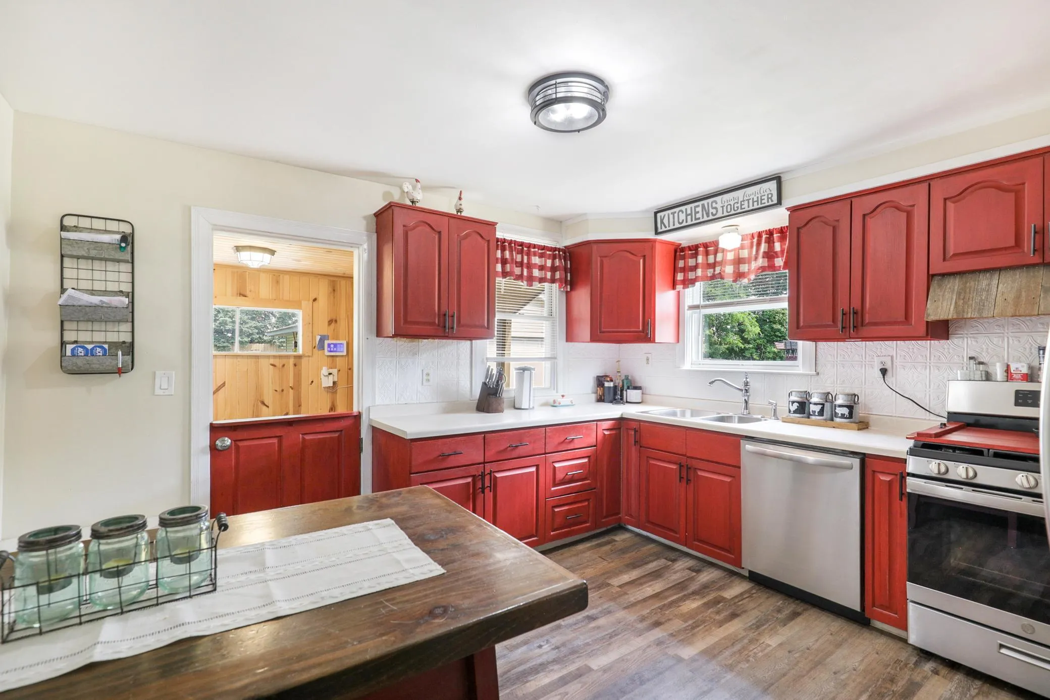 Photo 17 of 578 Tipton Nw Avenue