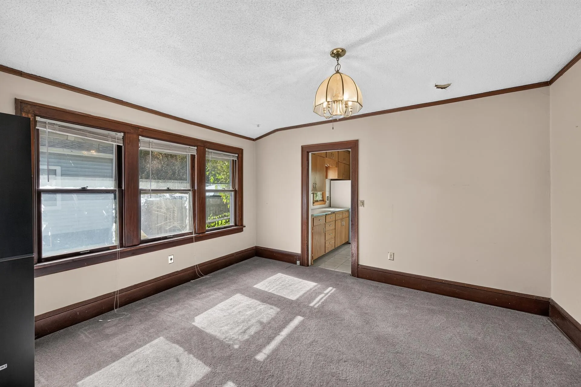 Photo 9 of 1095 Humboldt Avenue