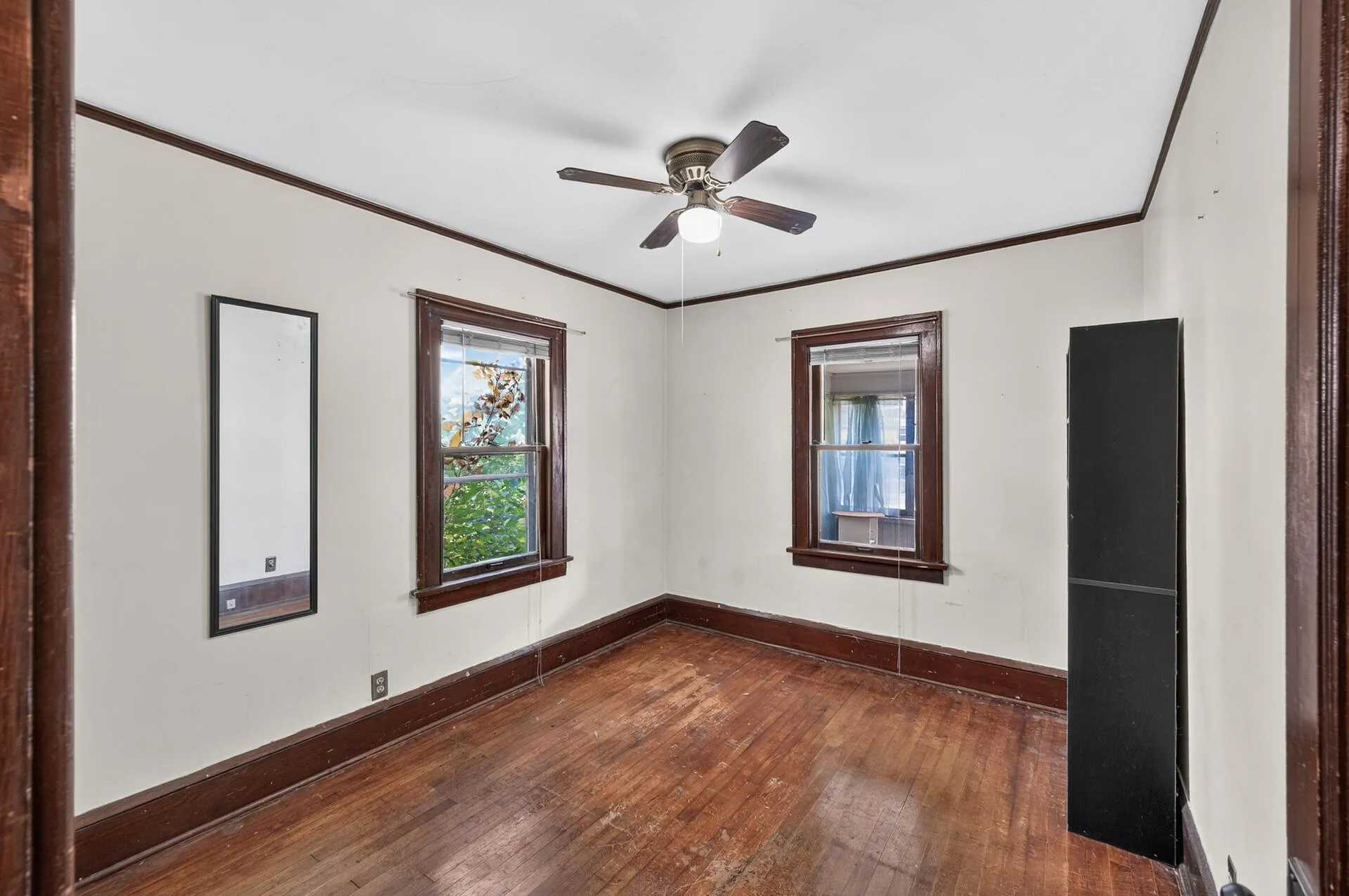 Photo 15 of 1095 Humboldt Avenue