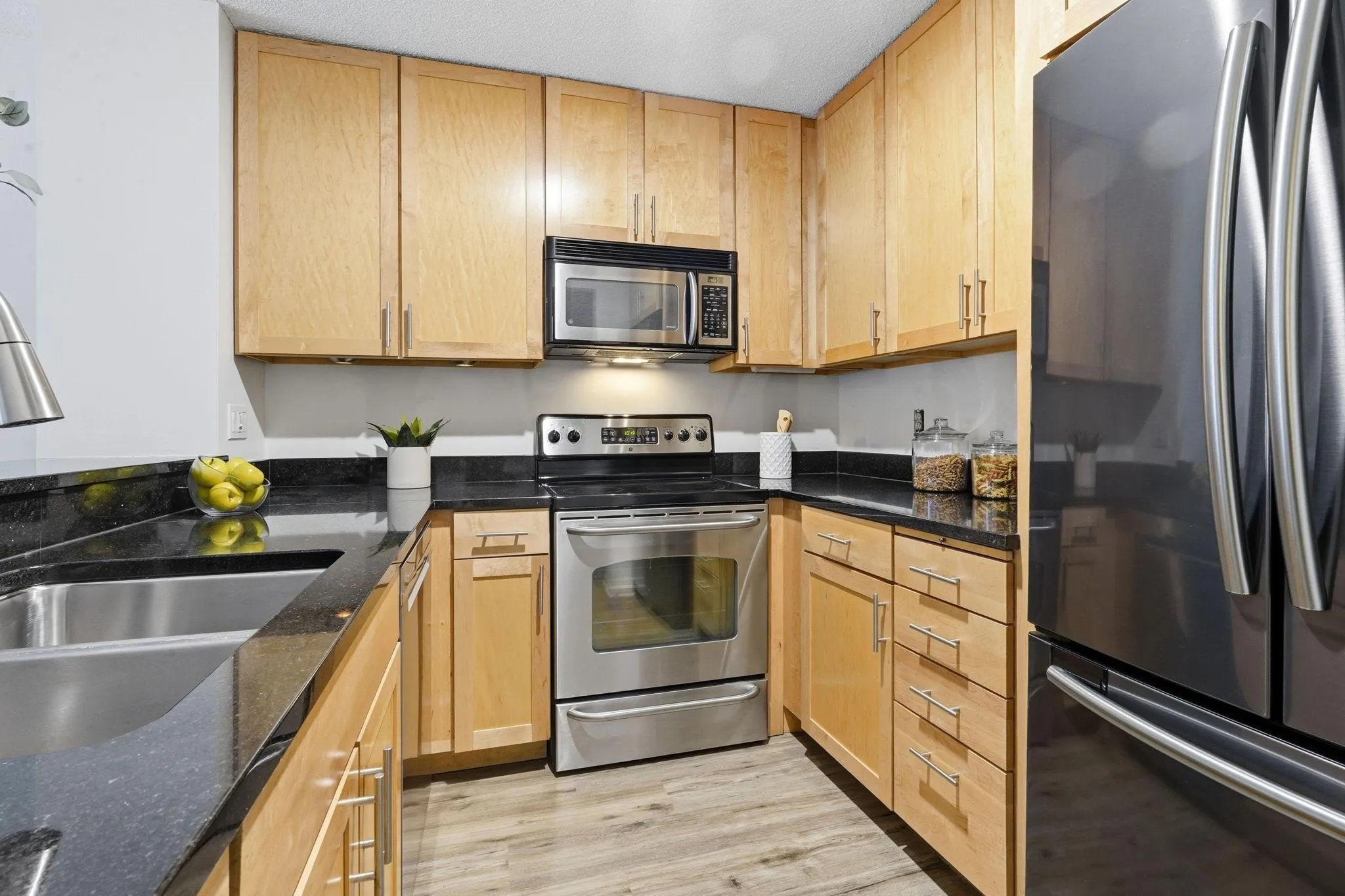 Photo 6 of 401 S 1st Street Unit 321