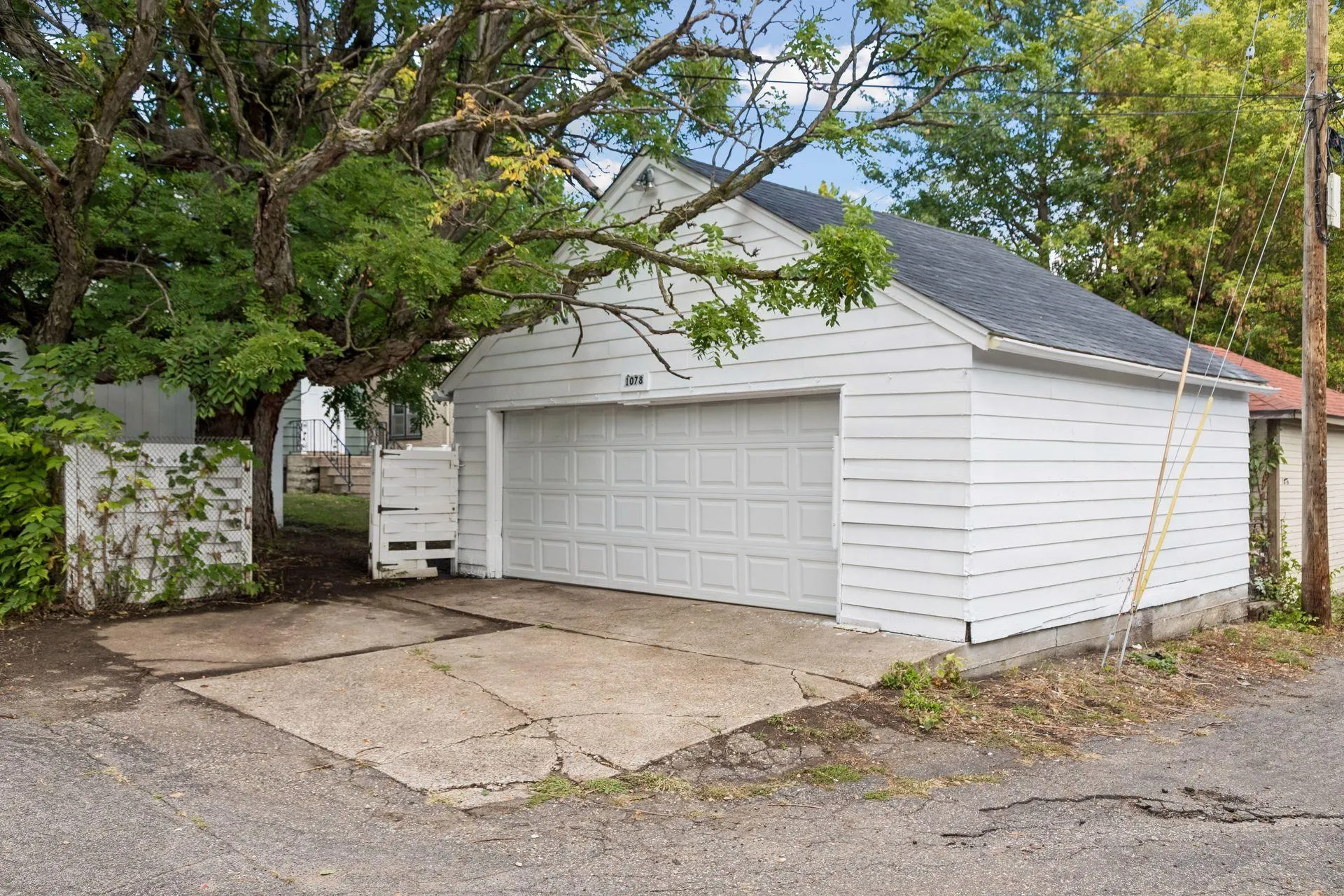 Photo 33 of 1078 Edmund Avenue