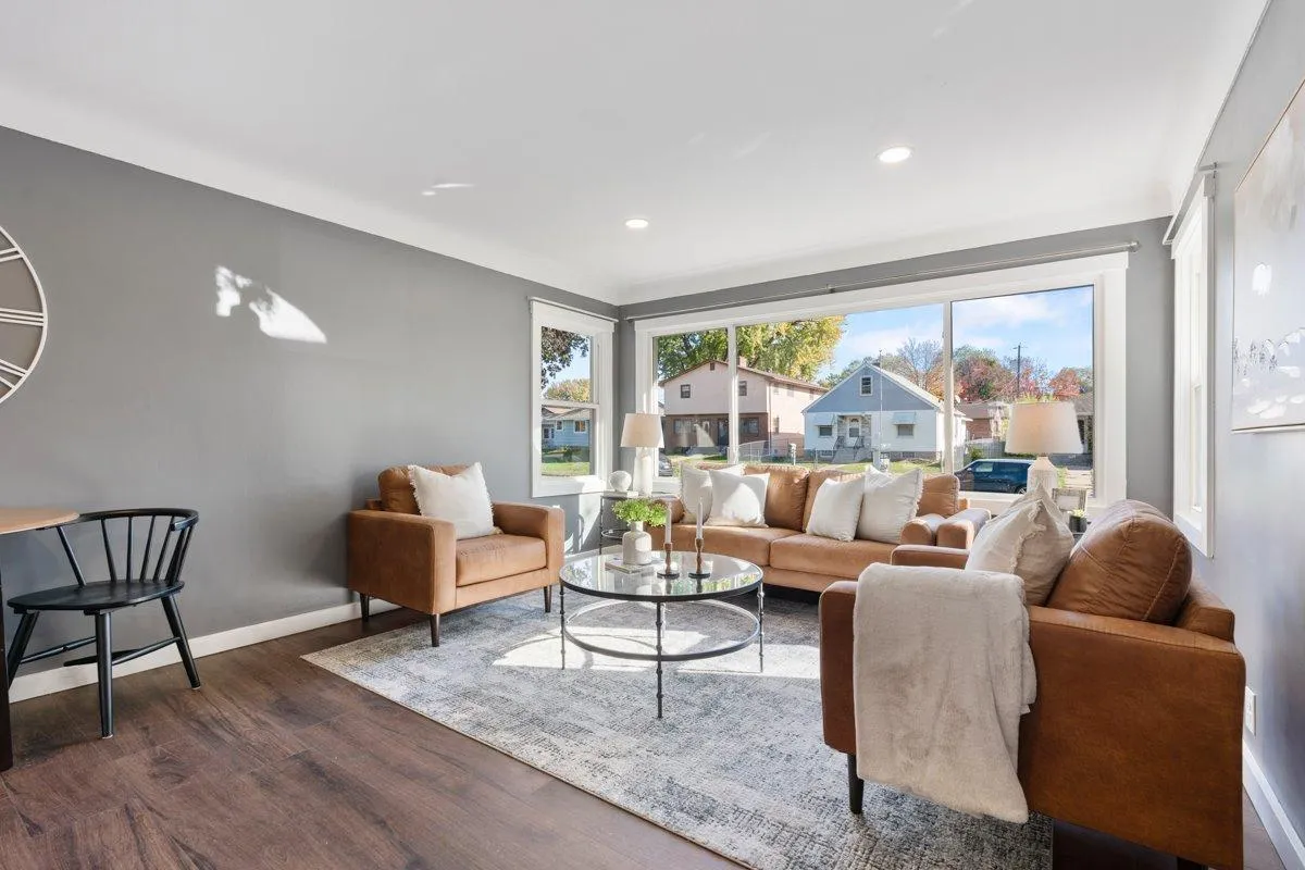 Photo 6 of 1224 6th S Avenue