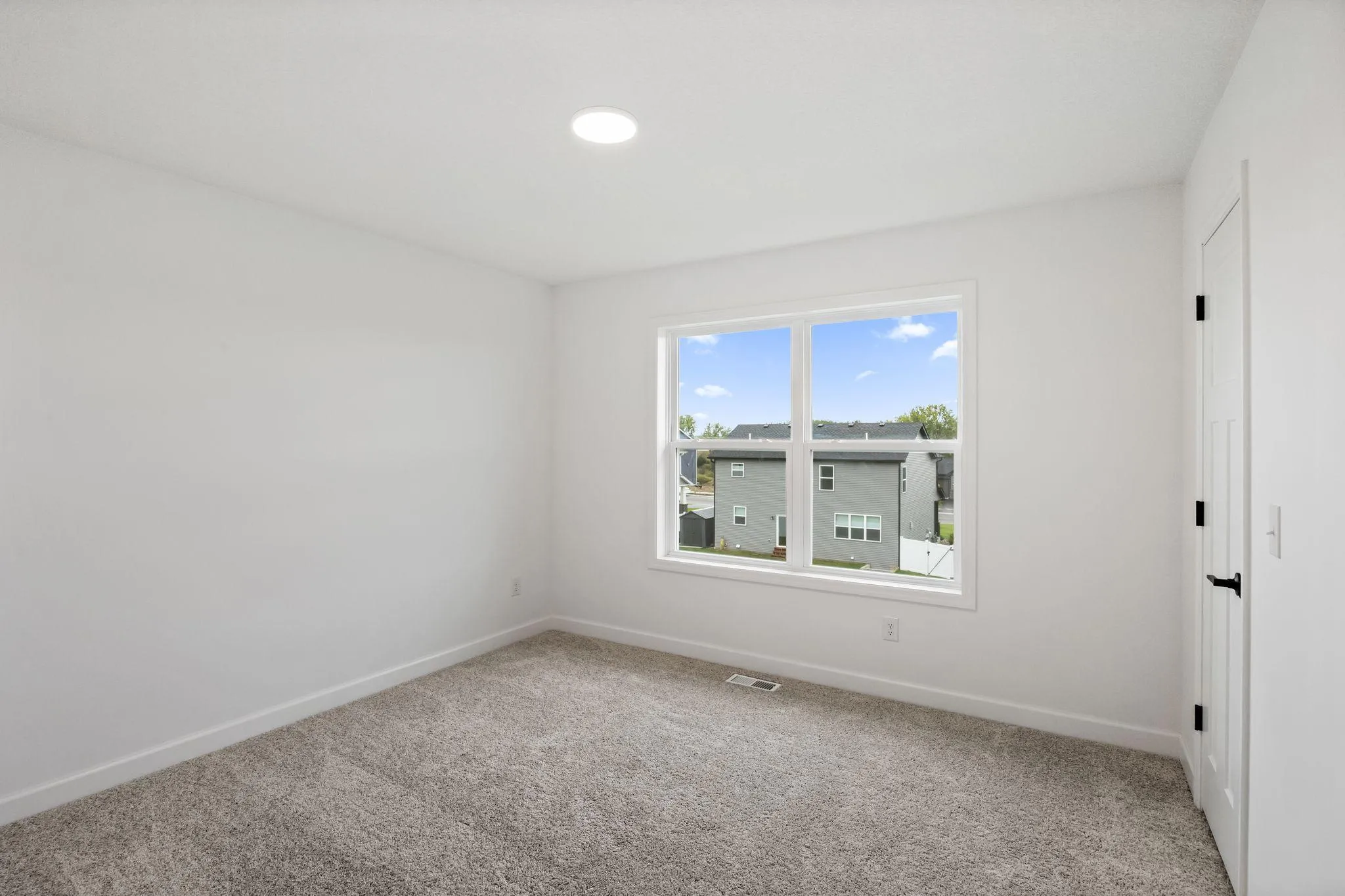 Photo 13 of 1095 Adamstown Drive