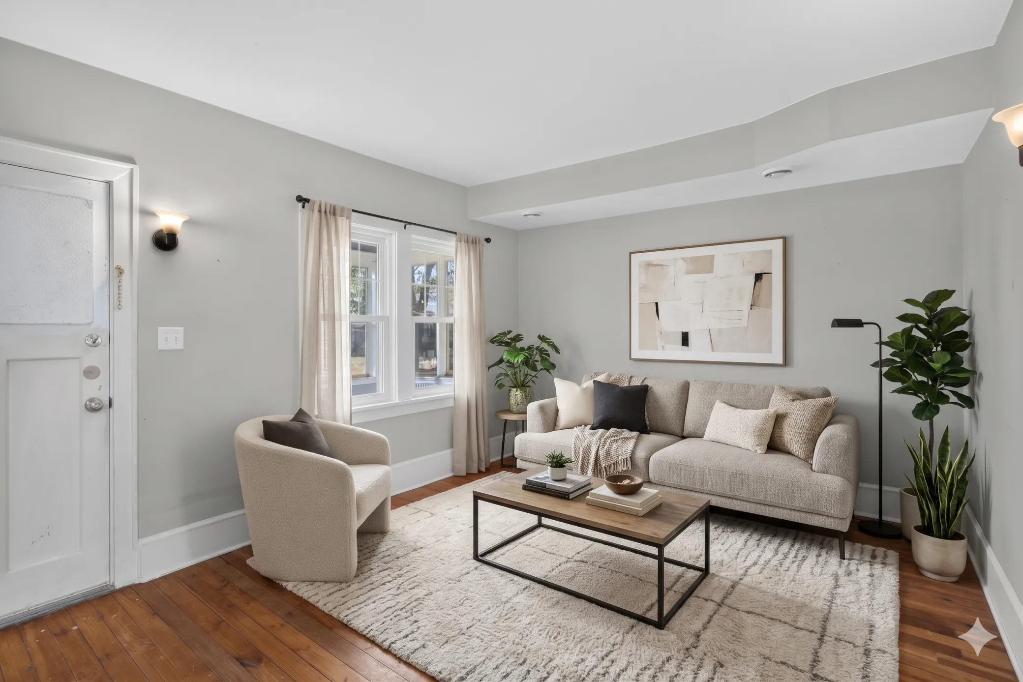 Photo 5 of 893 Scheffer Avenue