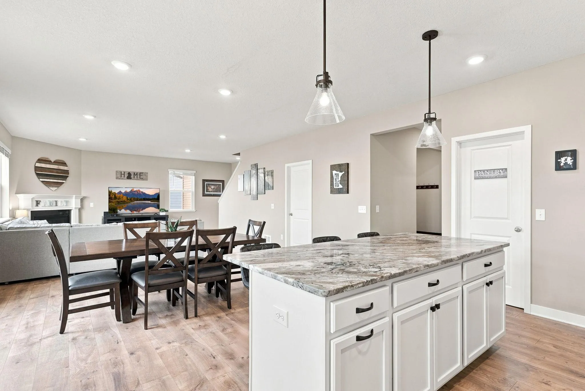 Photo 13 of 11572 Pineridge N Way