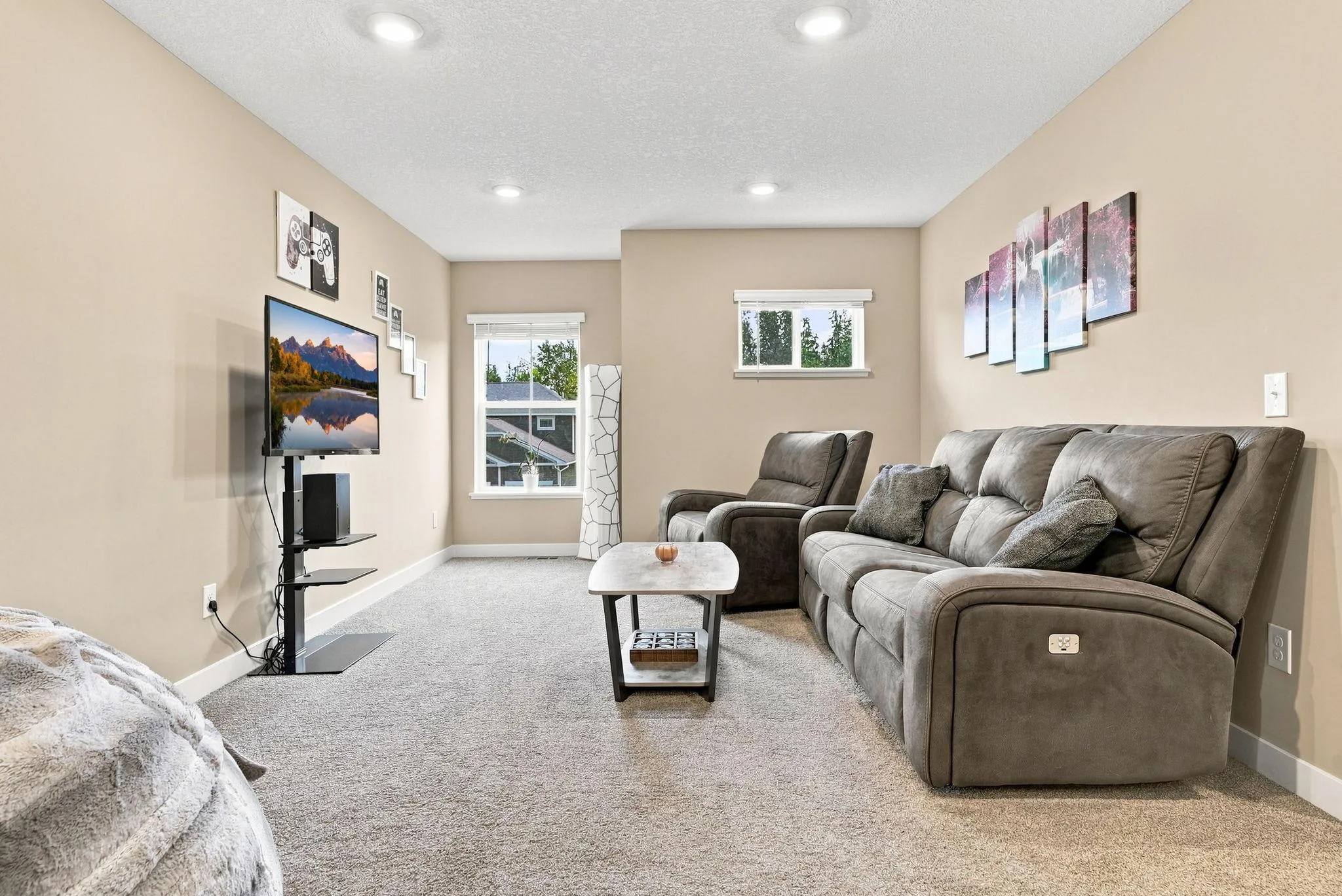 Photo 33 of 11572 Pineridge N Way