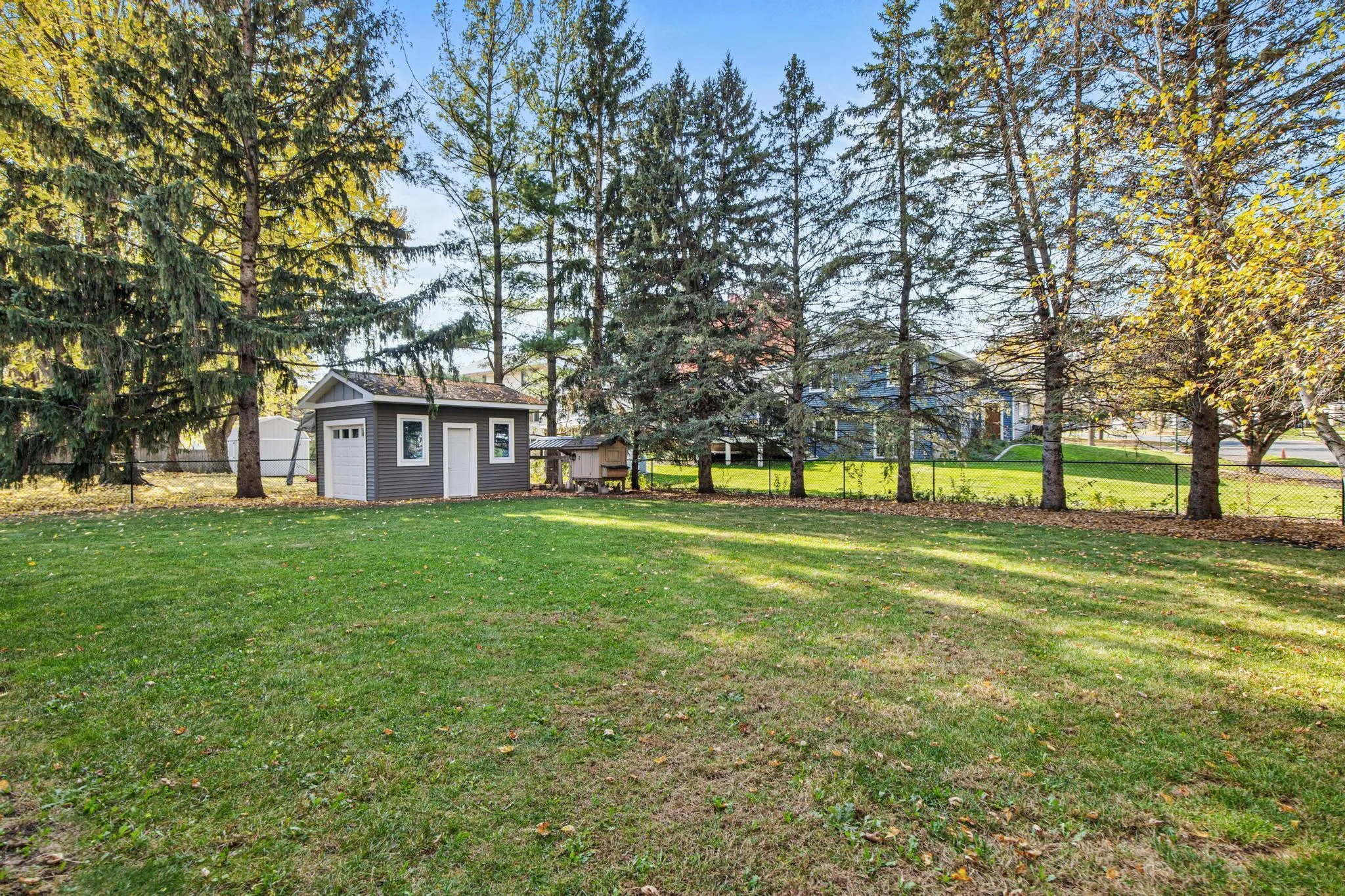 Photo 25 of 19275 Eureka W Avenue