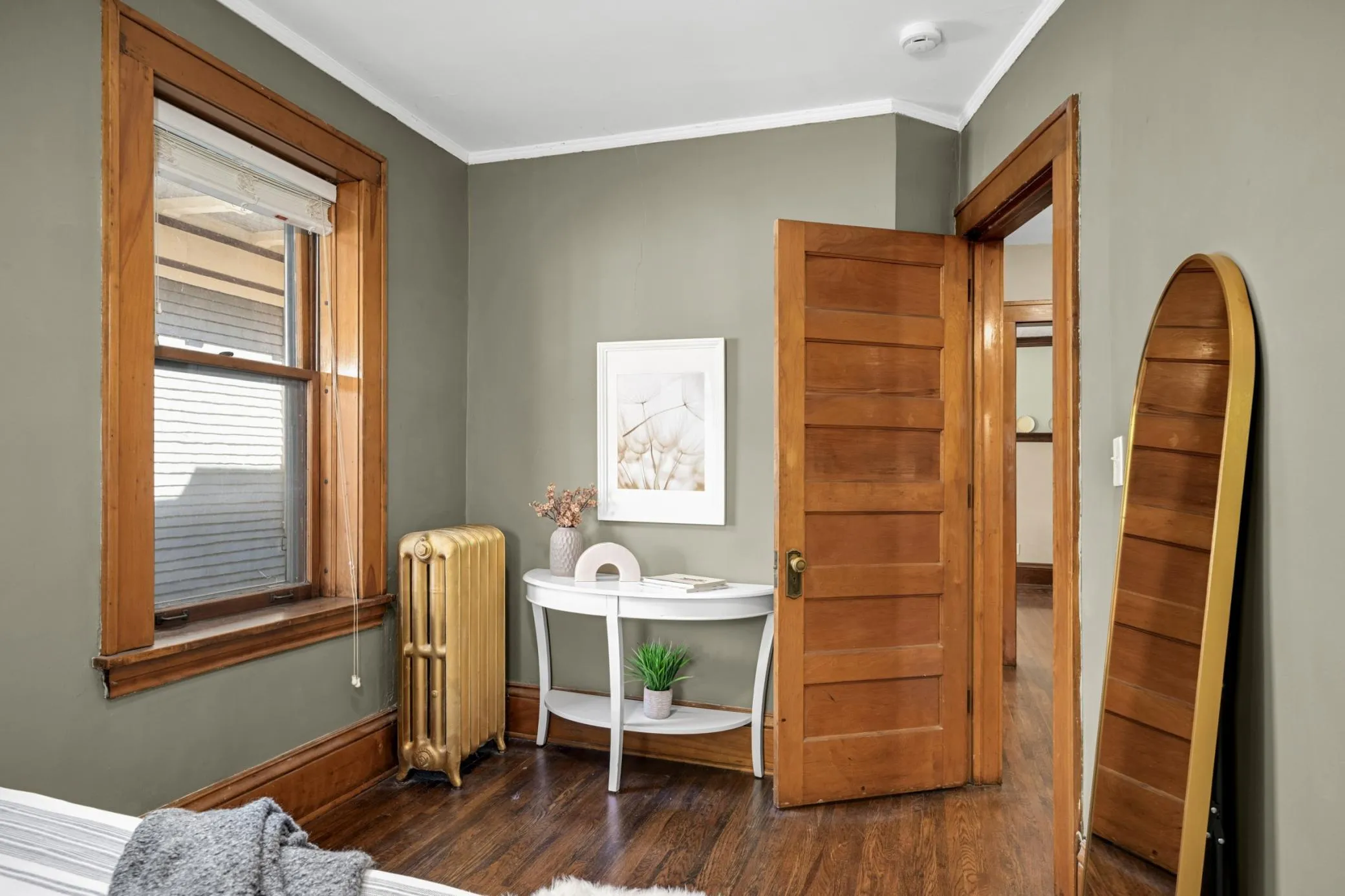 Photo 15 of 641 Marshall Avenue Unit 4