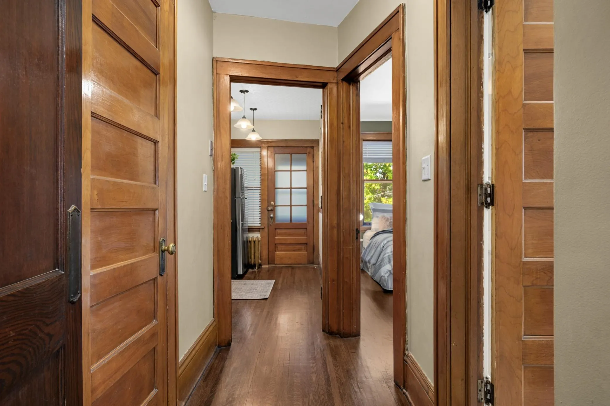 Photo 10 of 641 Marshall Avenue Unit 4