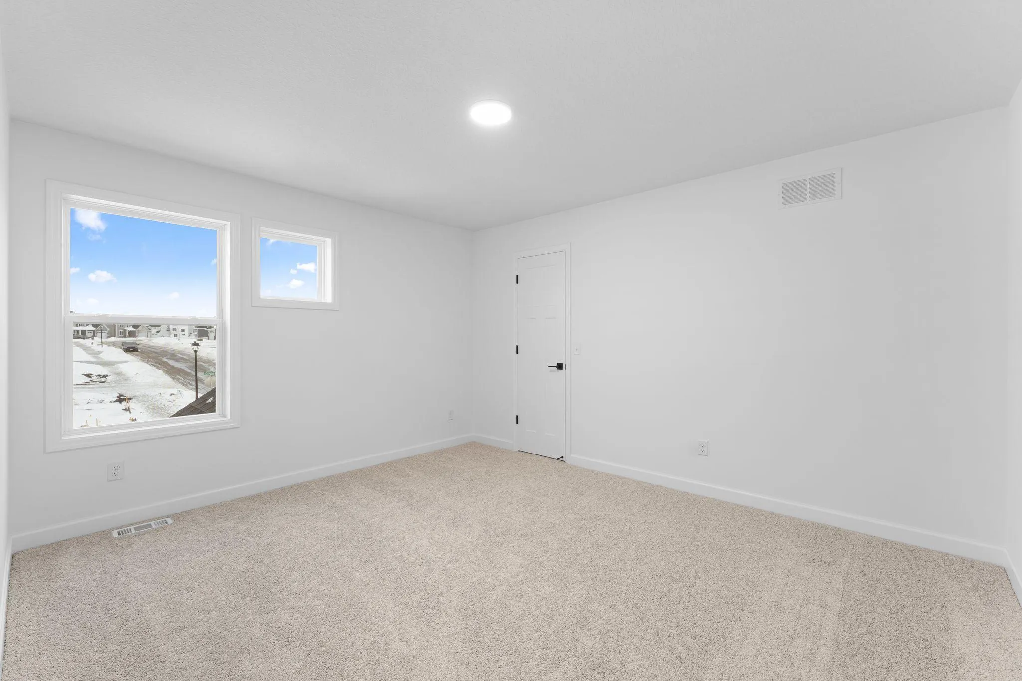 Photo 14 of 14717 Lanewood N Circle